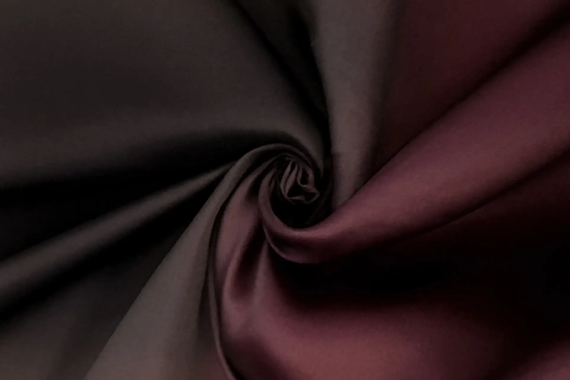 Ombré Silk Satin Organza in Wine