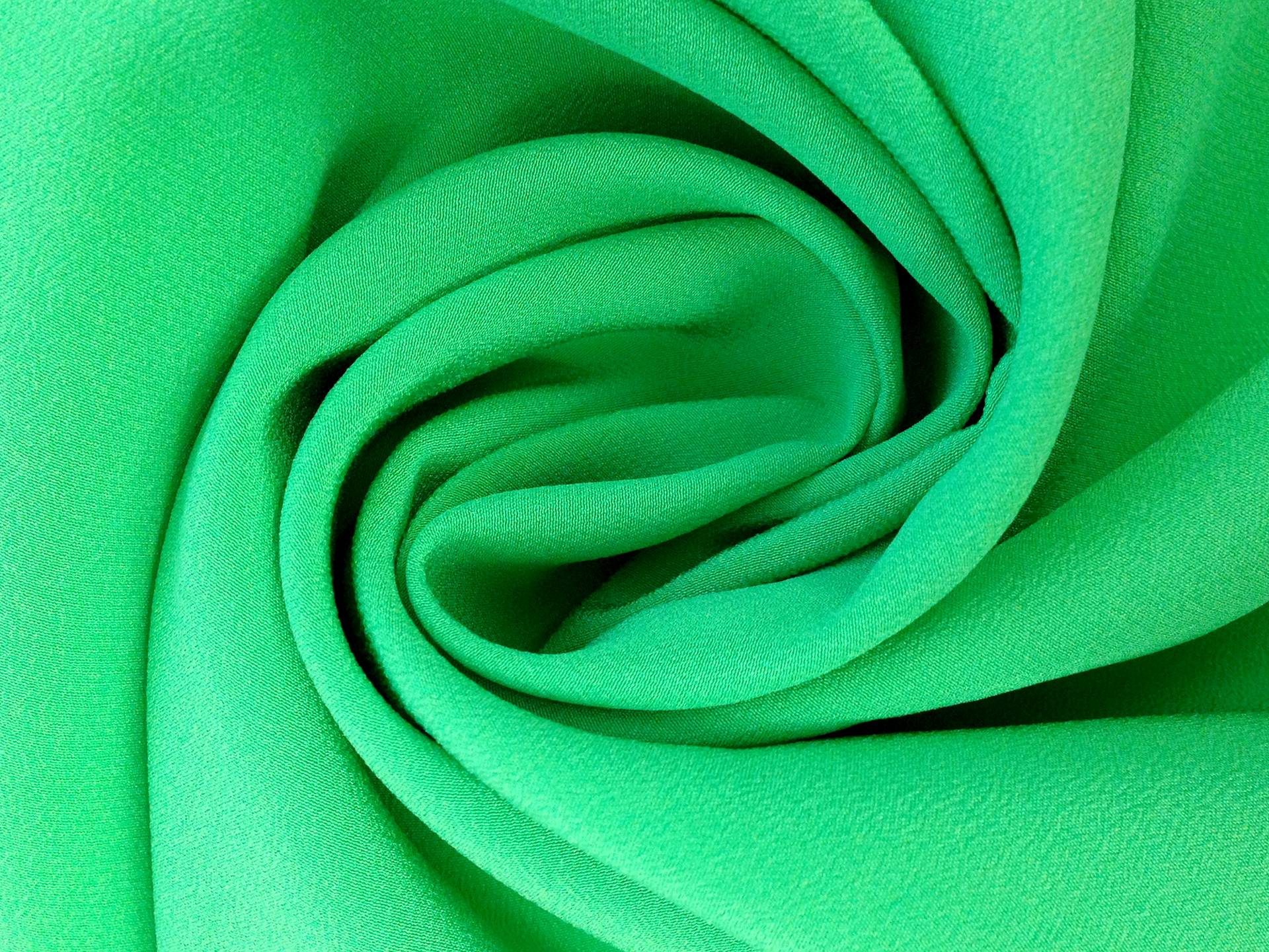 Italian Couture Silk Crepe de Chine in Kelly Green