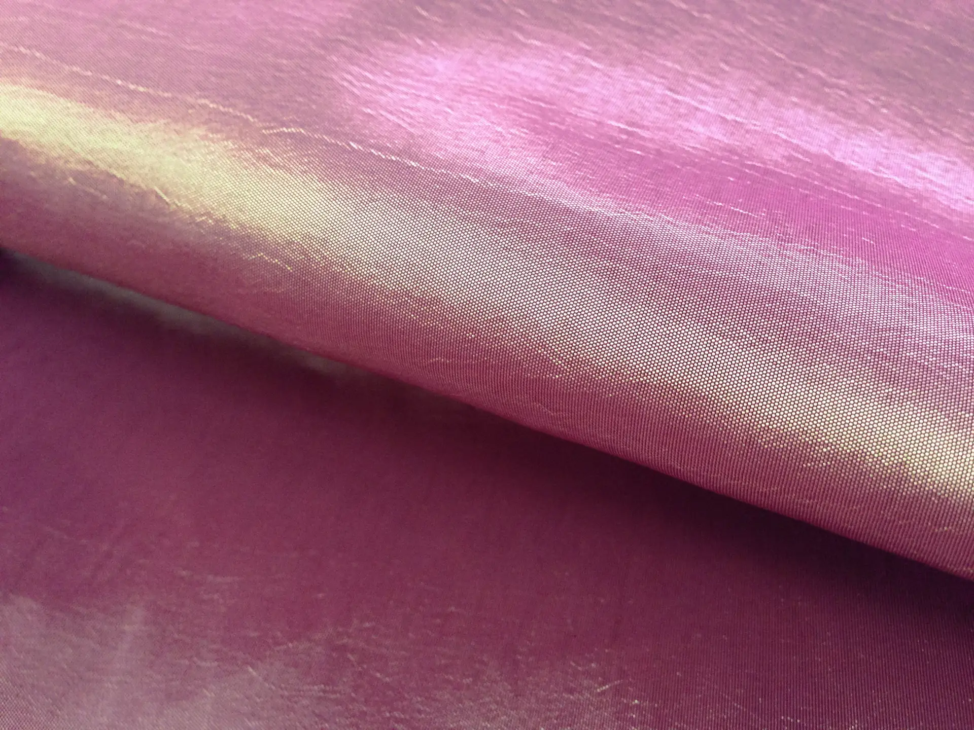 Two Tone Nylon and Polyester Blend Taffeta in Burgundy and Lime
