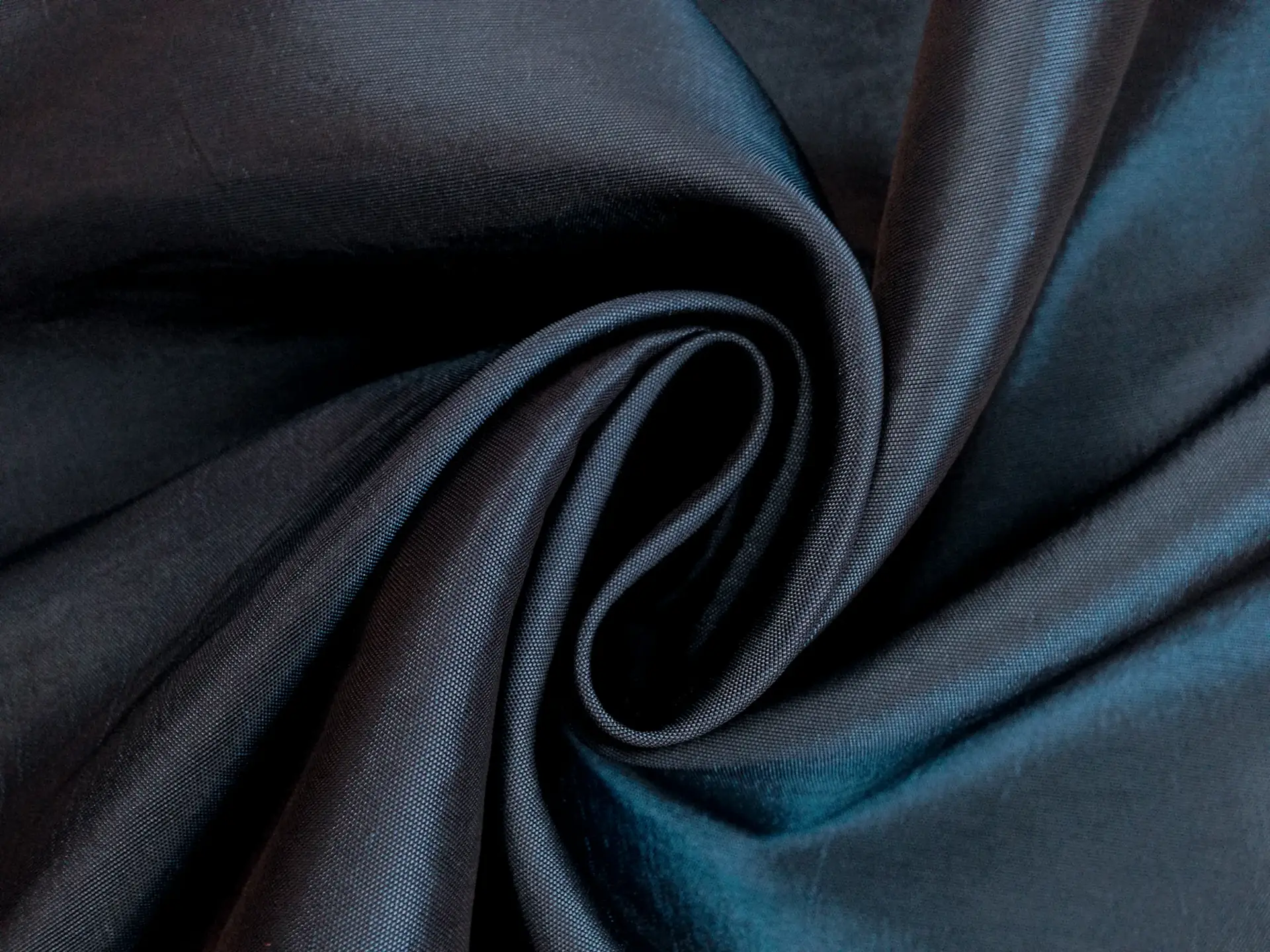 Two Tone Nylon and Polyester Blend Taffeta in Black and Royal