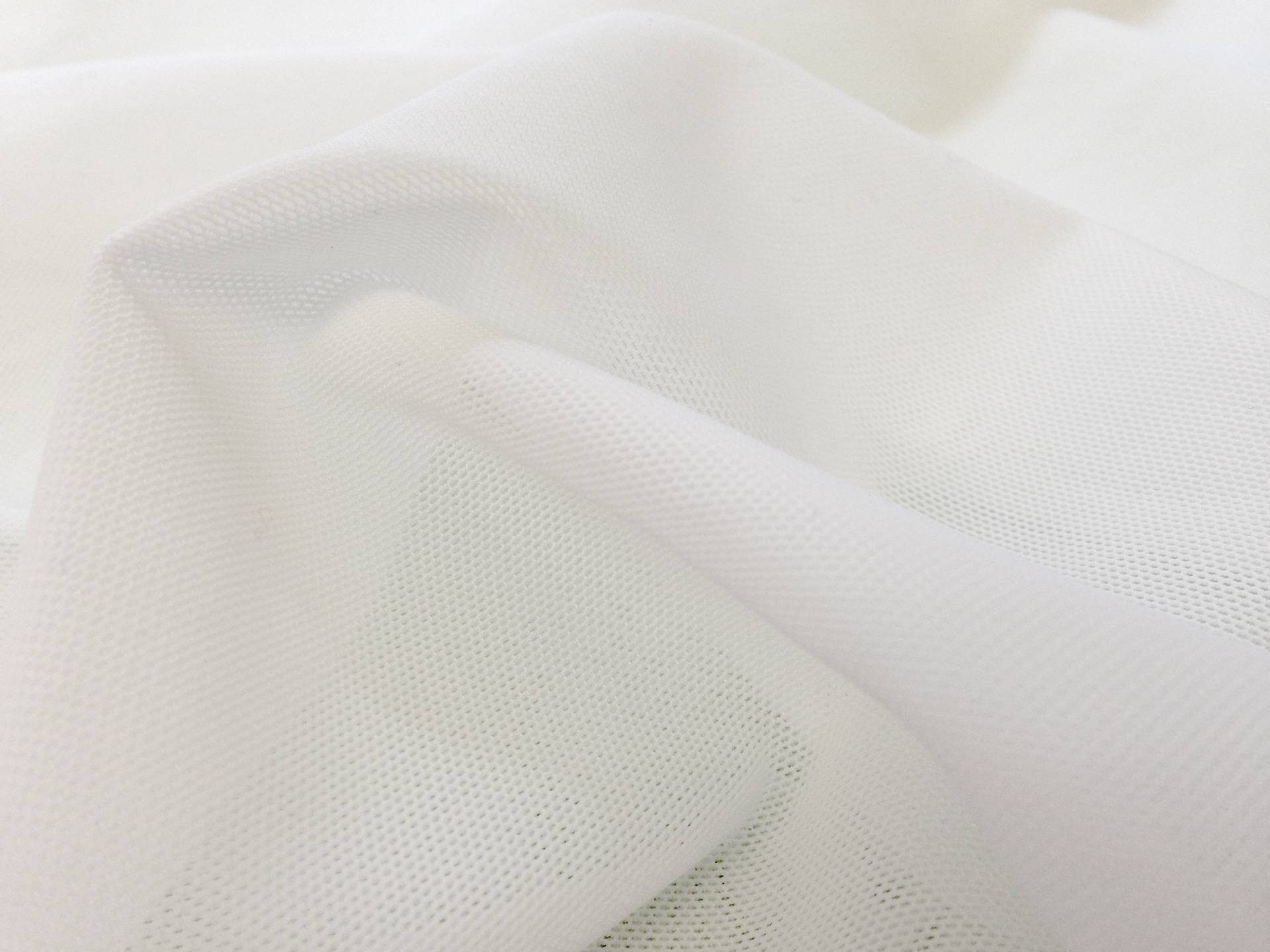 Shaper Mesh in White