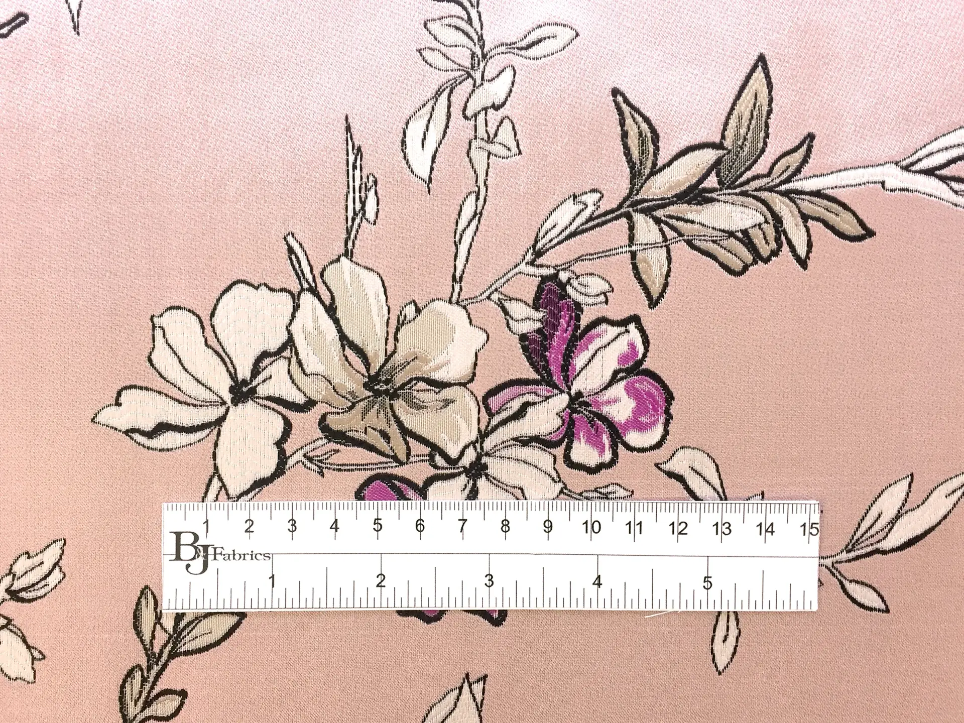 Jacquard with Floral Motifs in Pink