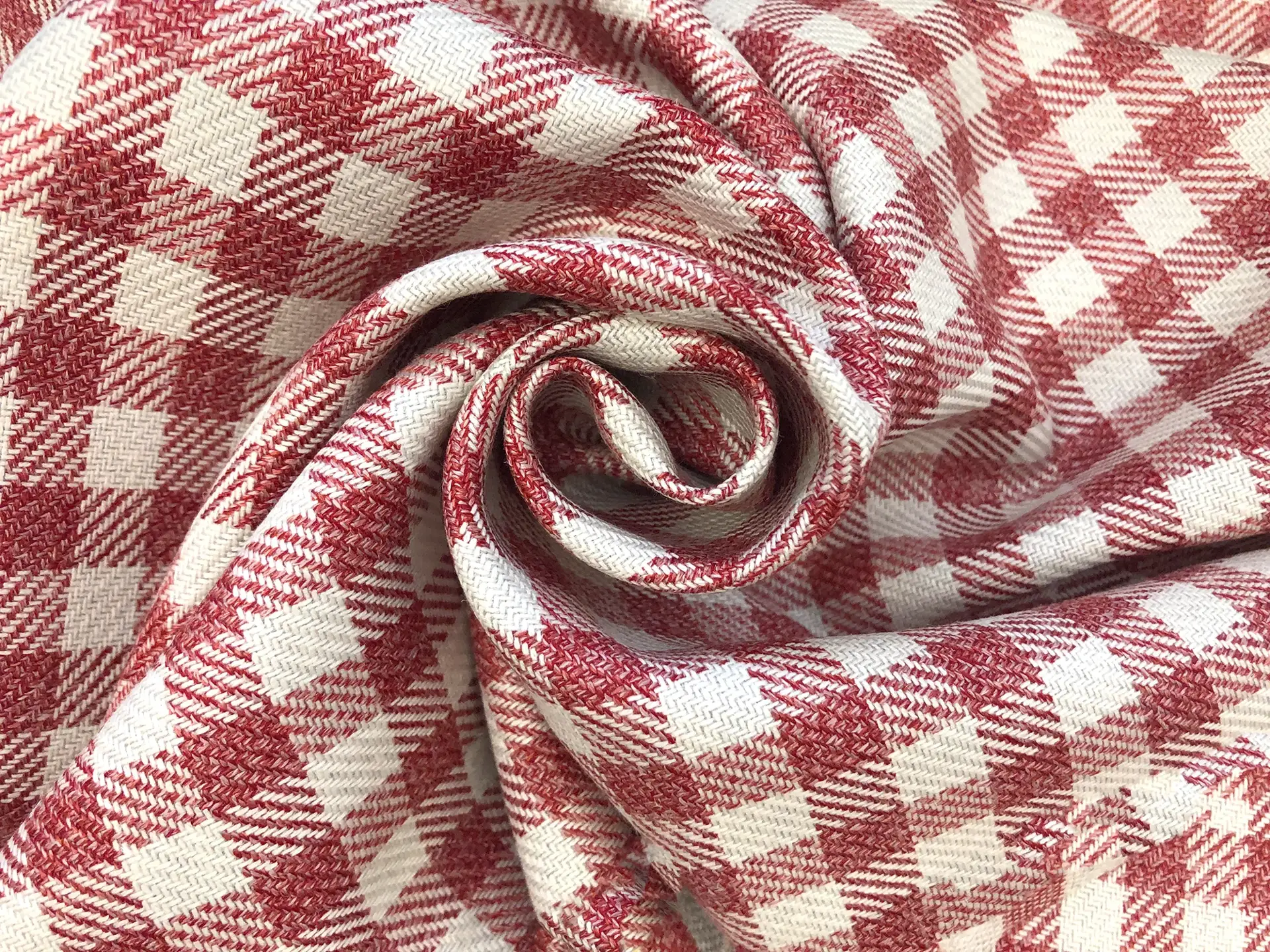 Drapers Silk & Wool Shepherds Check in Red