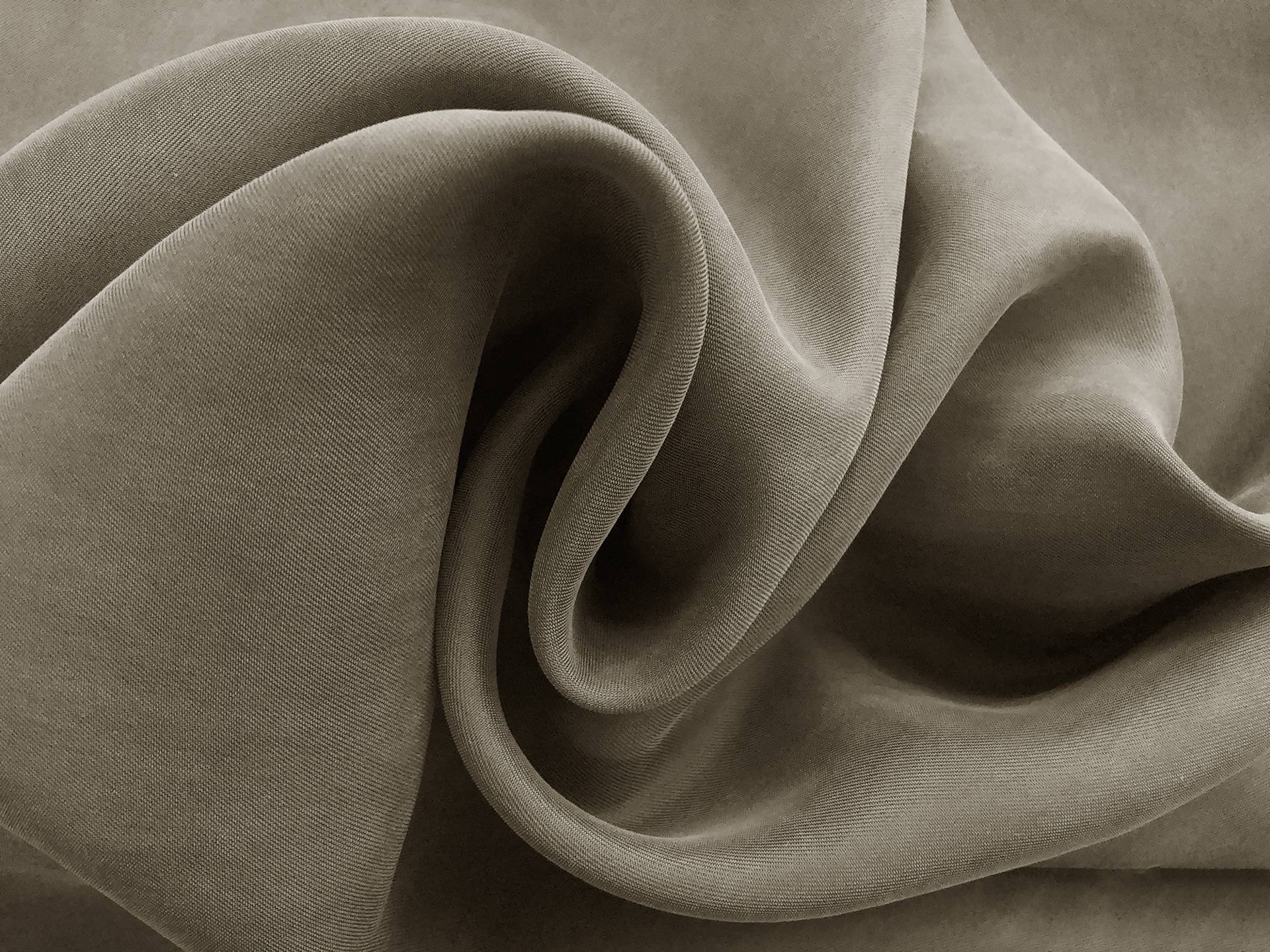 Cupro and Viscose Blend Soft Twill in Olive