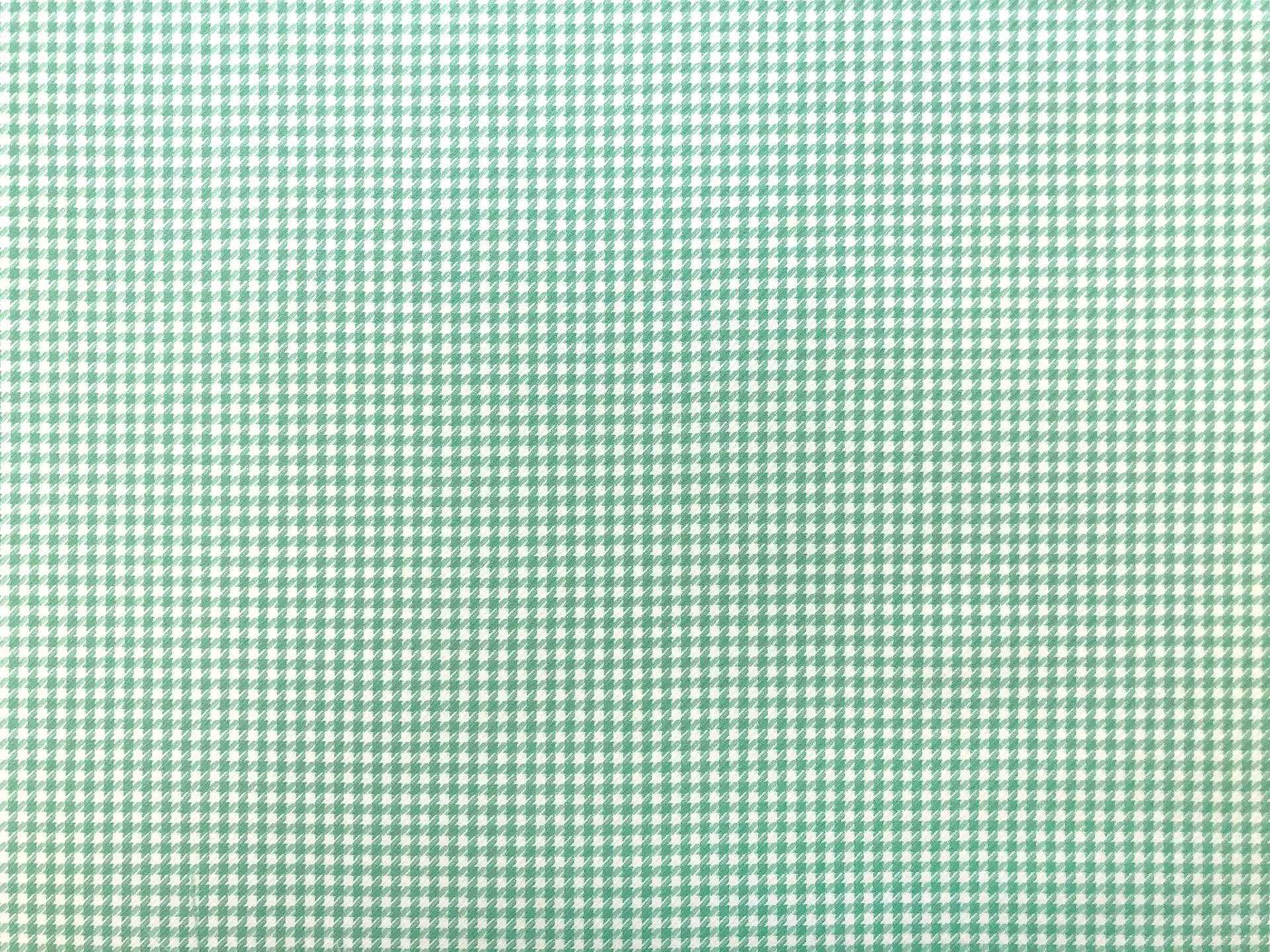 Stretch Wool Houndstooth Suiting in Shamrock Green