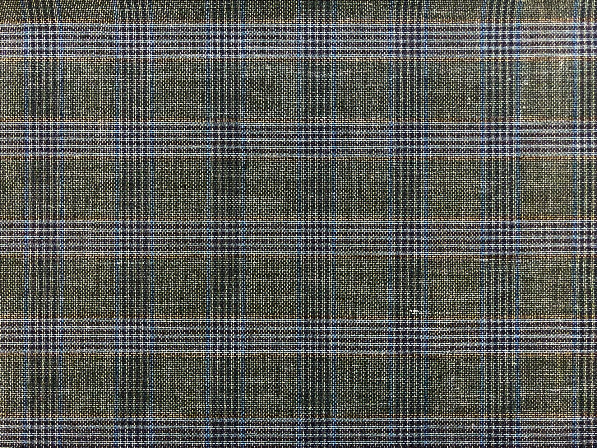 Wool, Silk & Linen Blend Tartan Plaid in Moss