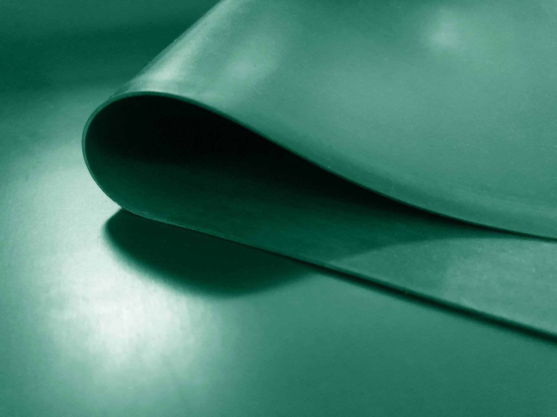 .65mm Rubber in Forest Green