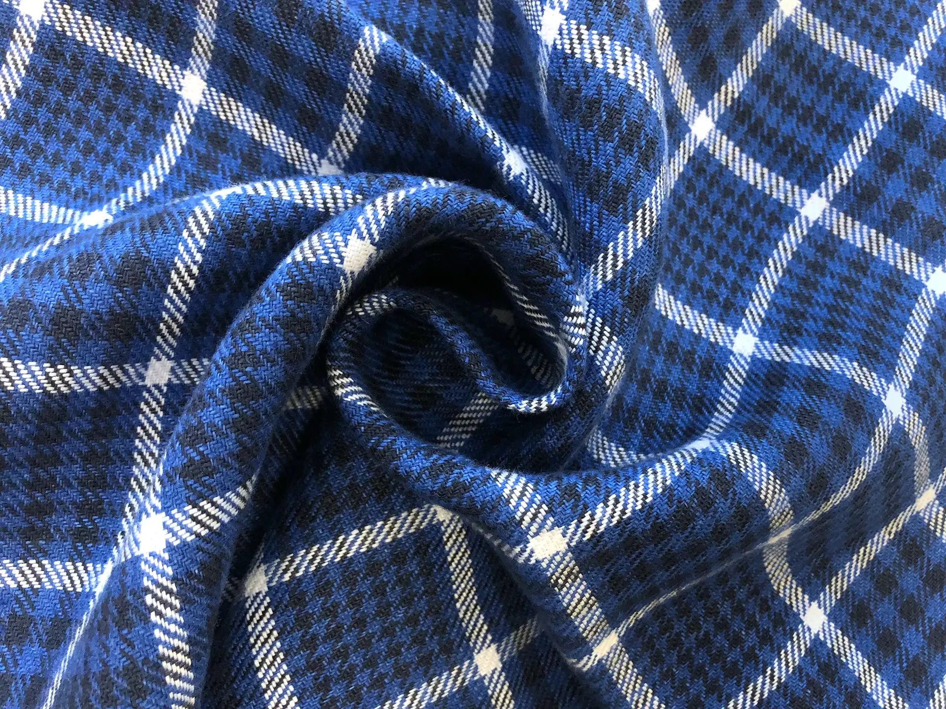 Washed Linen Houndstooth Plaid 