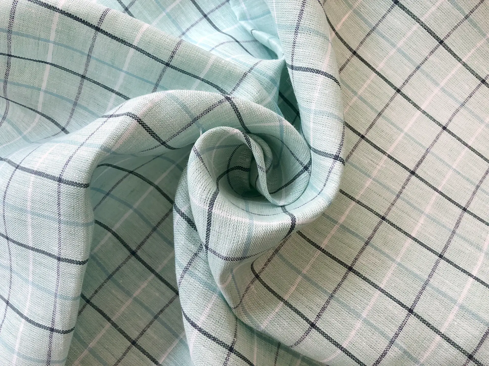 Sanforized Linen Plaid in Mint