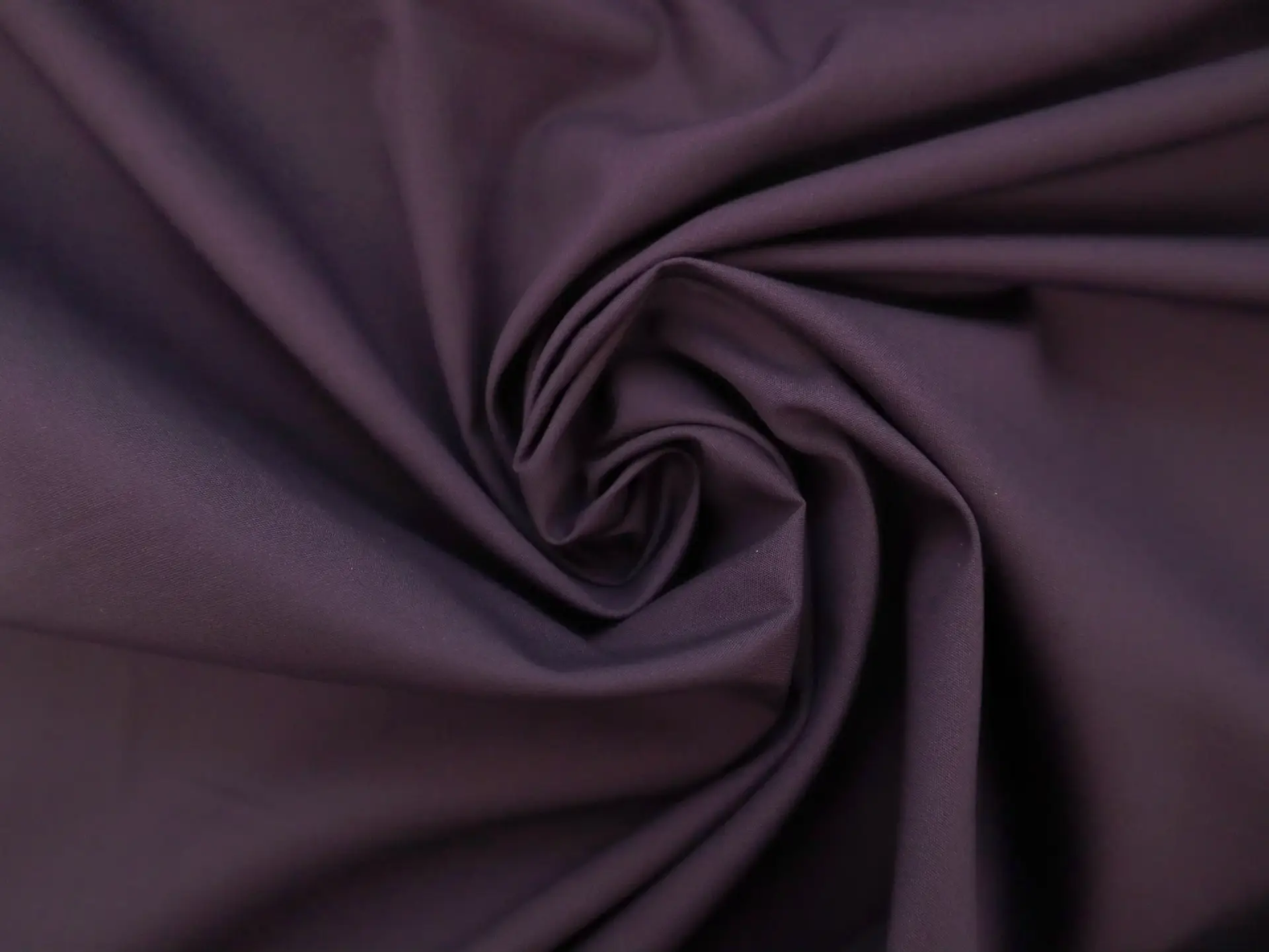 Poly Cotton Broadcloth in Eggplant