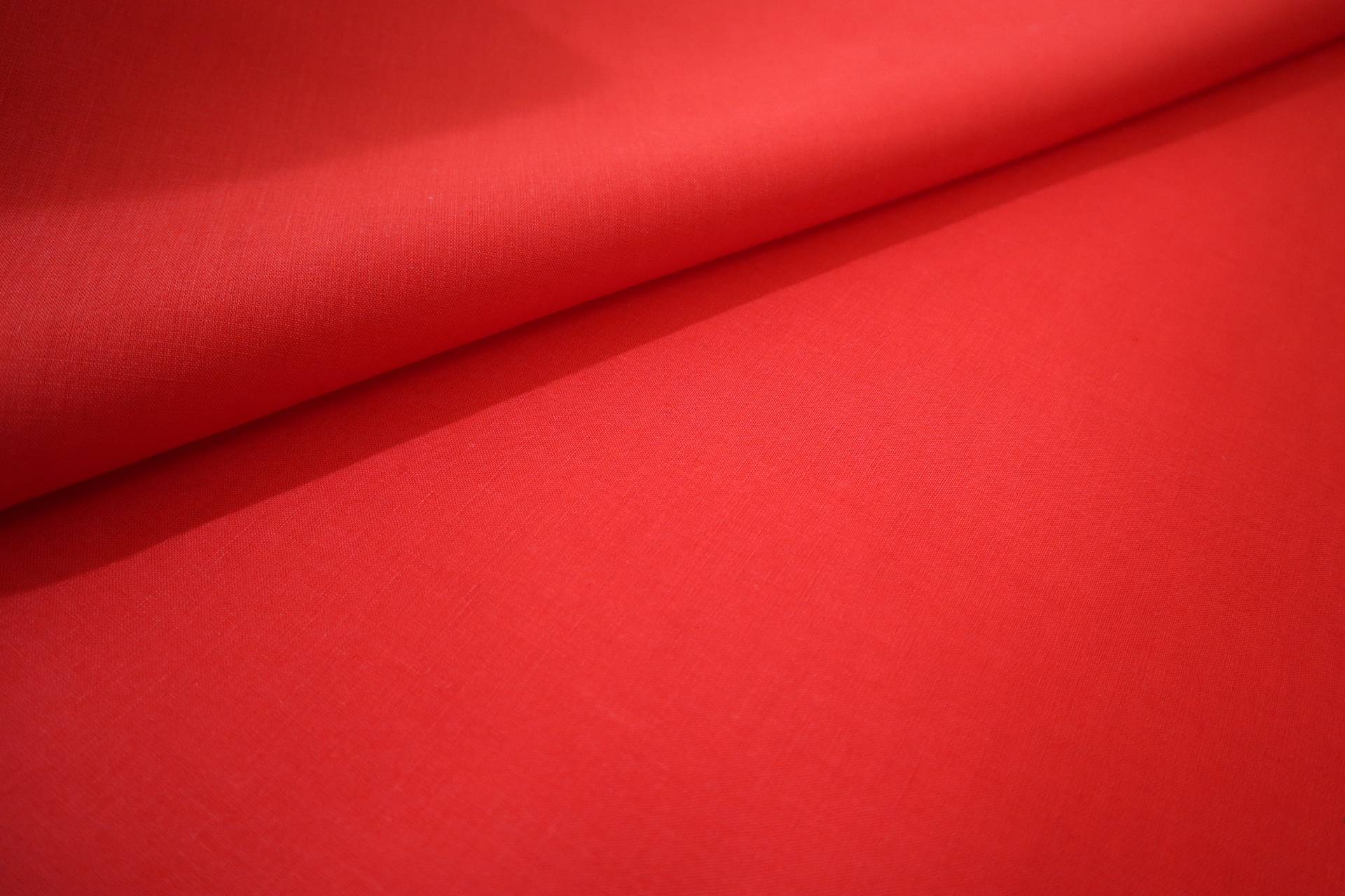 Irish Ultra Sanforized Handkerchief Linen in Bright Red