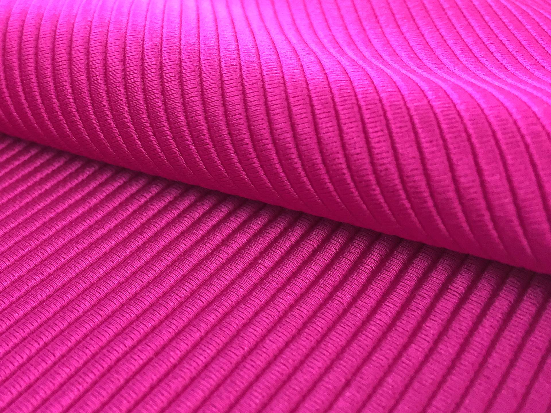 Rayon Faille in Magenta