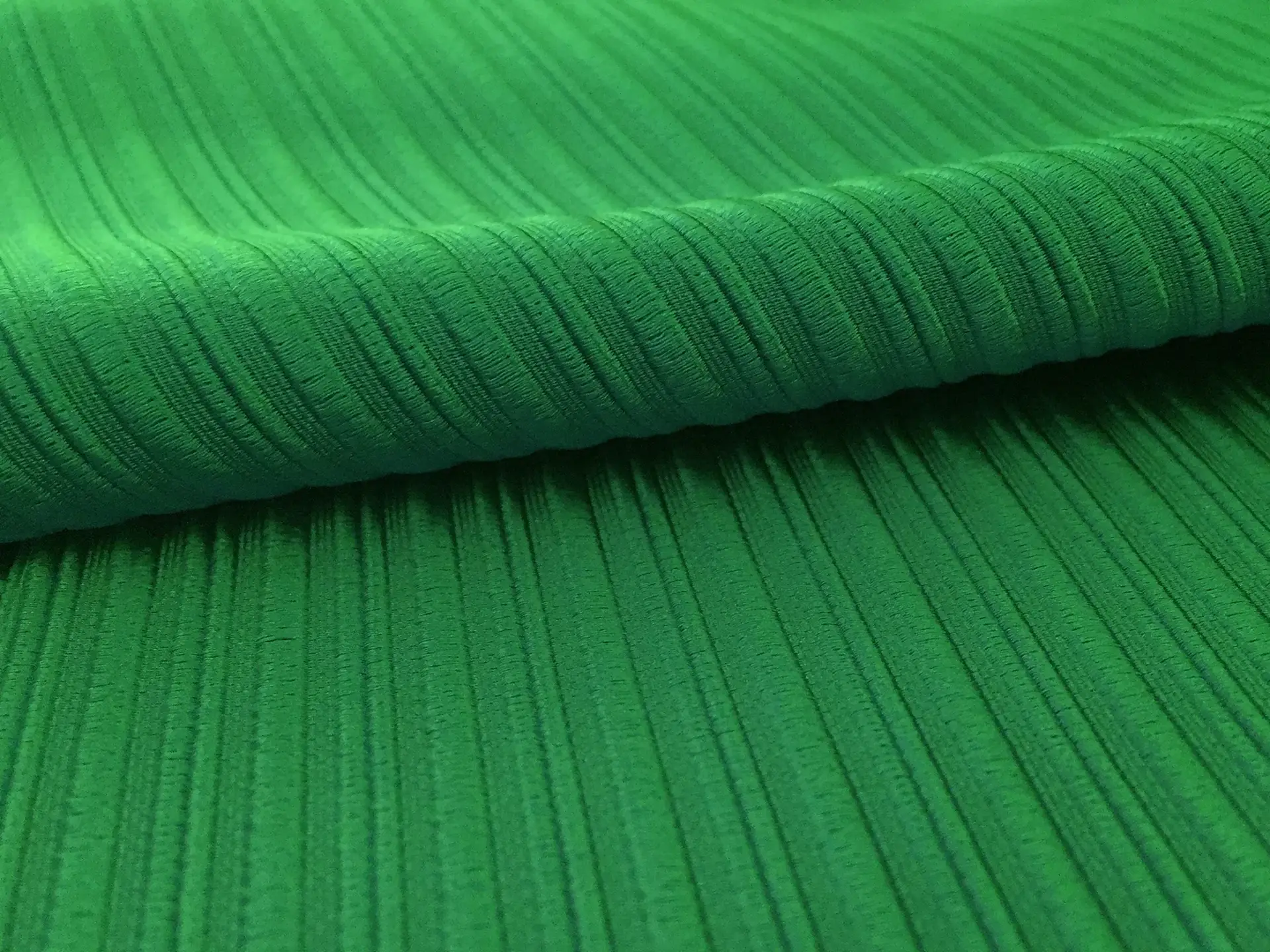 Rayon Ottoman in Emerald Green