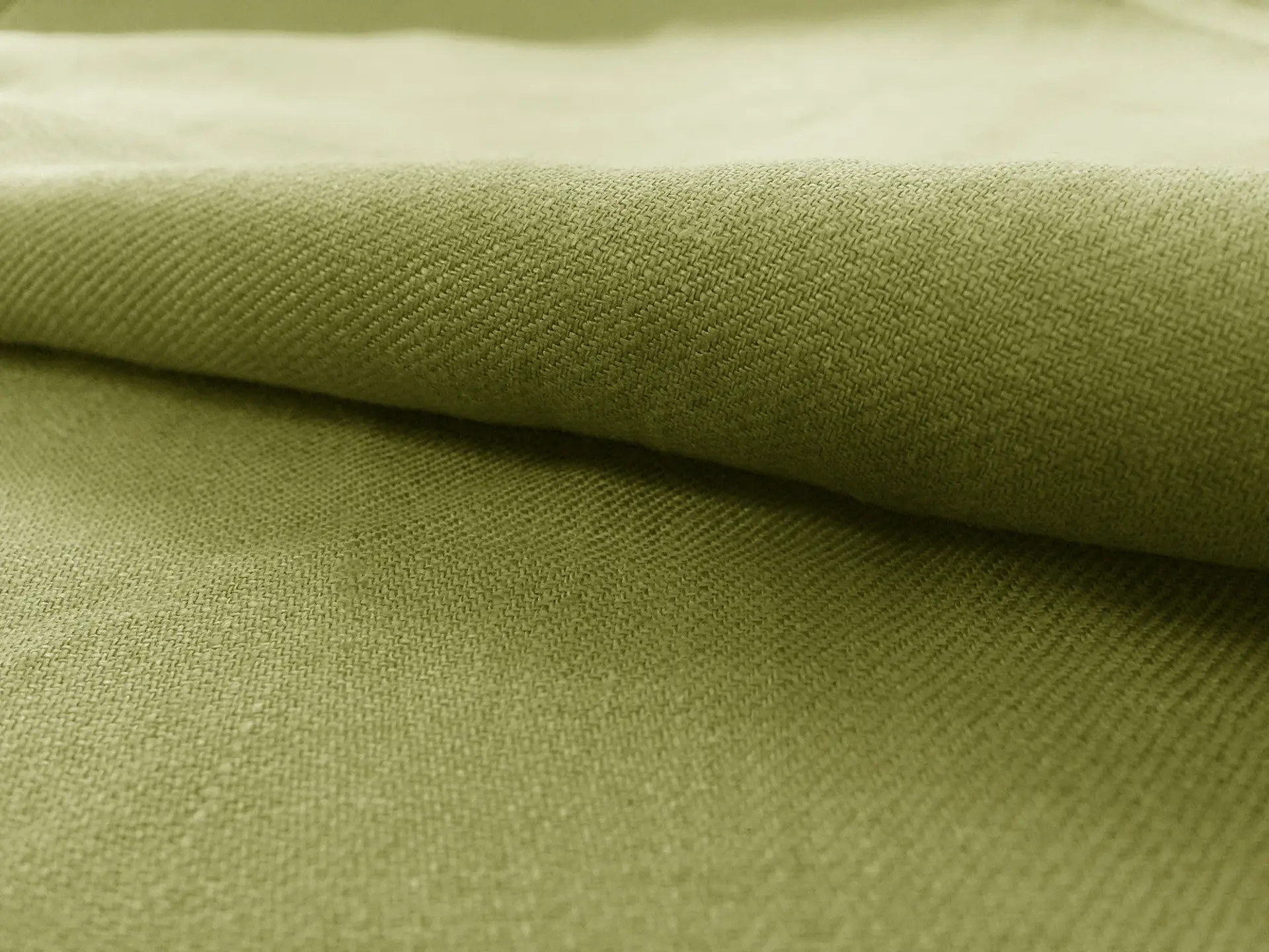 Linen Twill Suiting in Asparagus Green