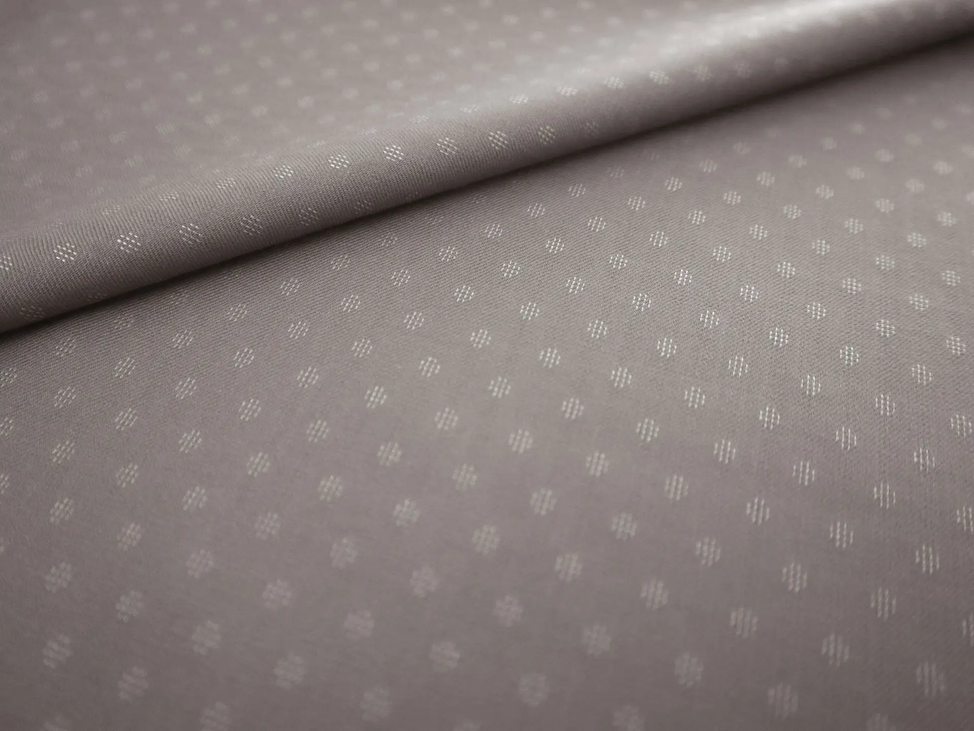 Stretch Wool Suiting With Woven Dots