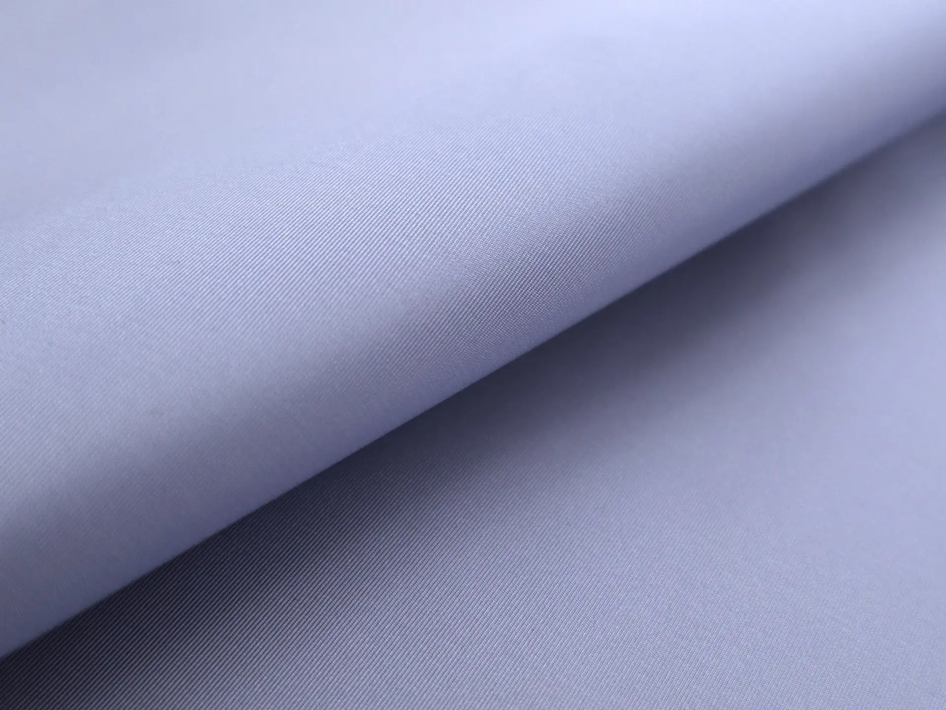 Silk Gros de Londres with a Bounce Finish in Light Lilac