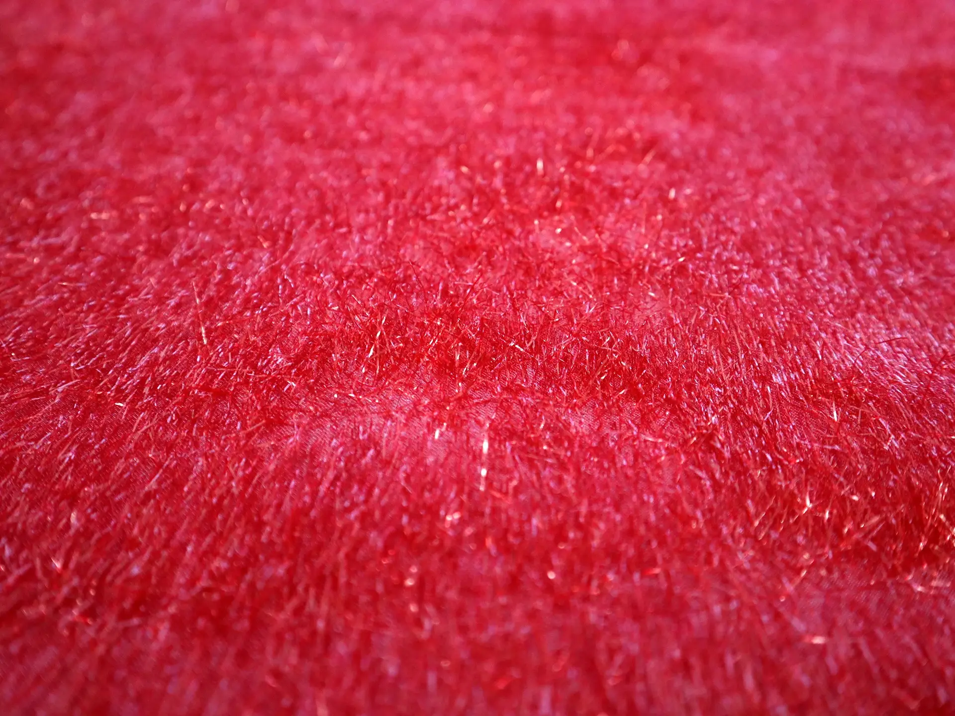 Metallic Eyelash in Carmine