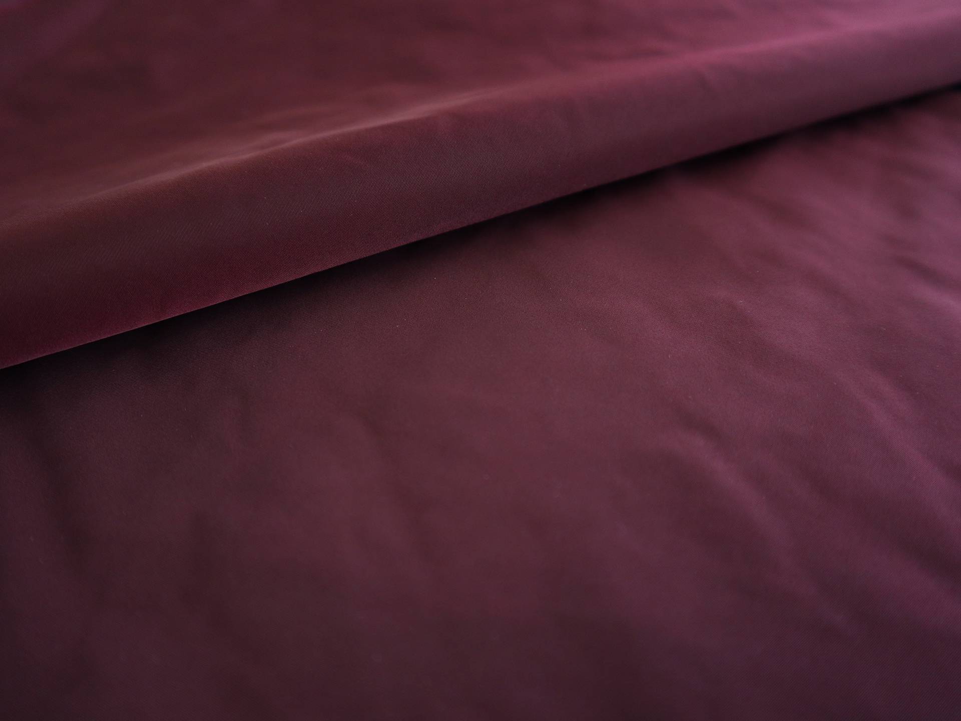 Polyester Taffeta Rainwear in Wine