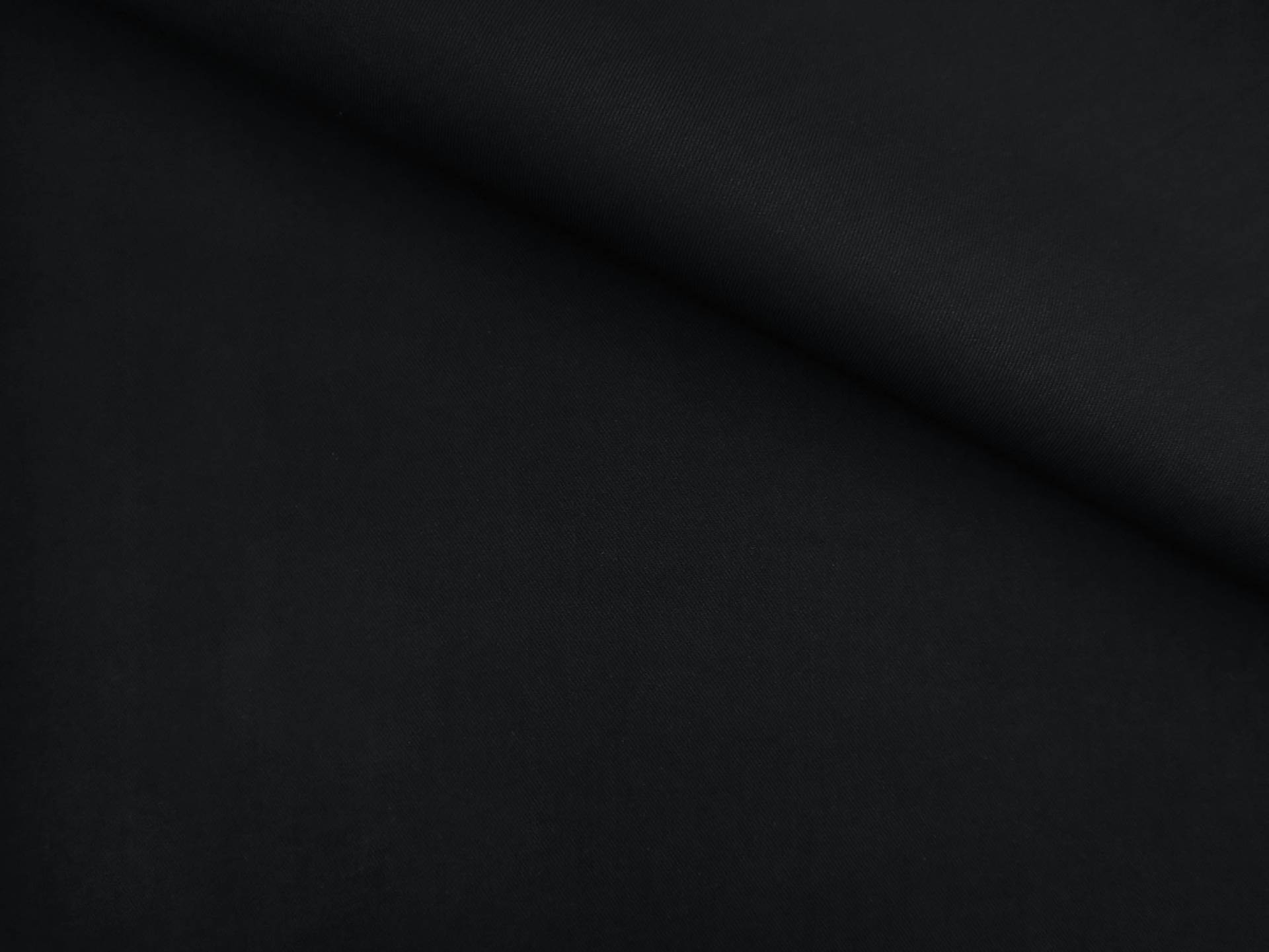 Italian Extra Fine Double Twisted Twill in Black