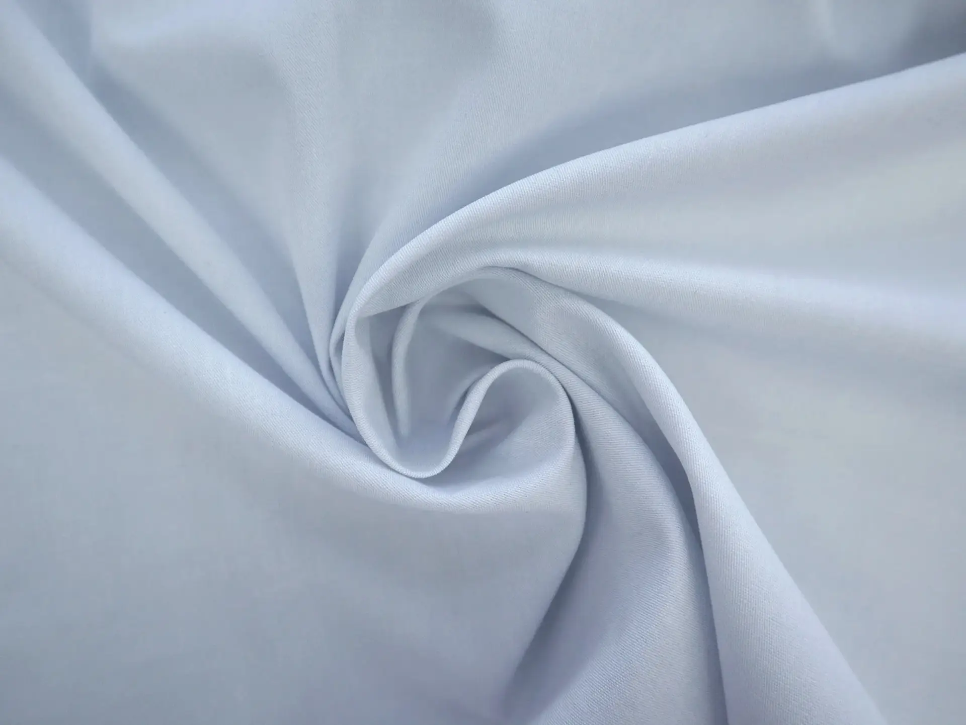 Faded Cotton Chambray in Fog