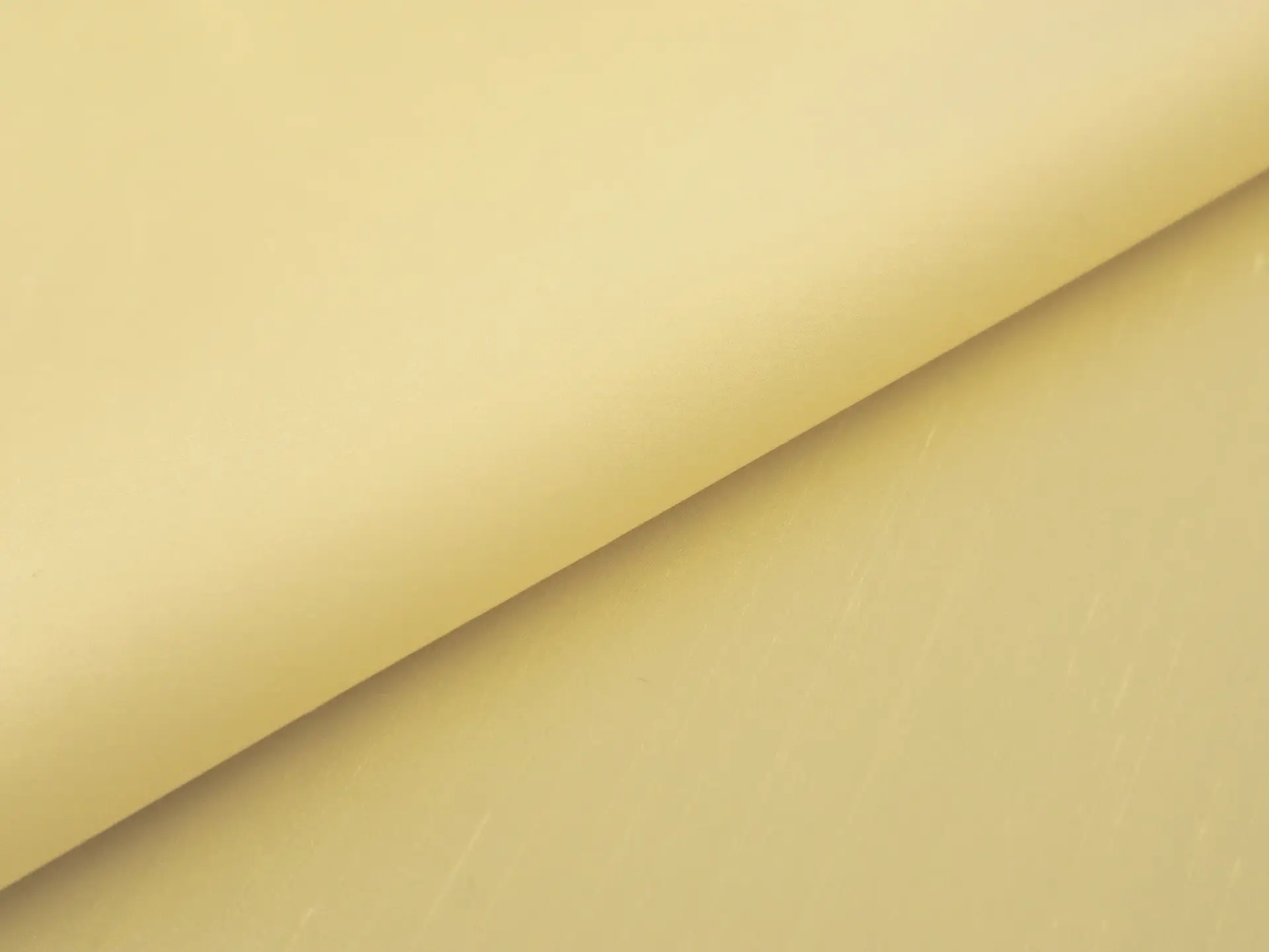  Silk Shantung in off white 