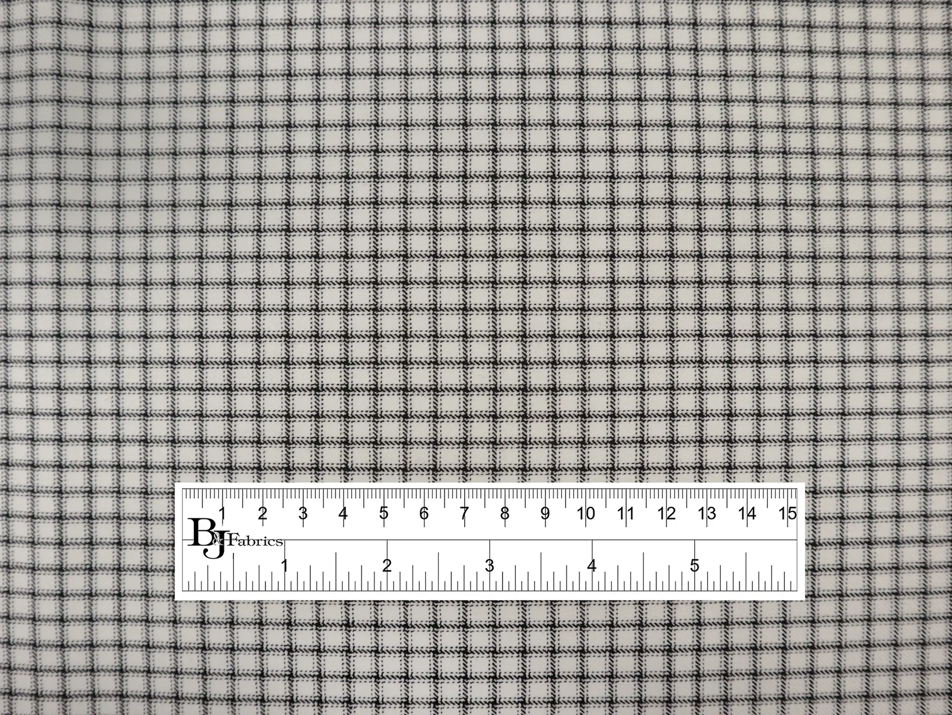 Italian Virgin Wool Lycra Check Suiting in White