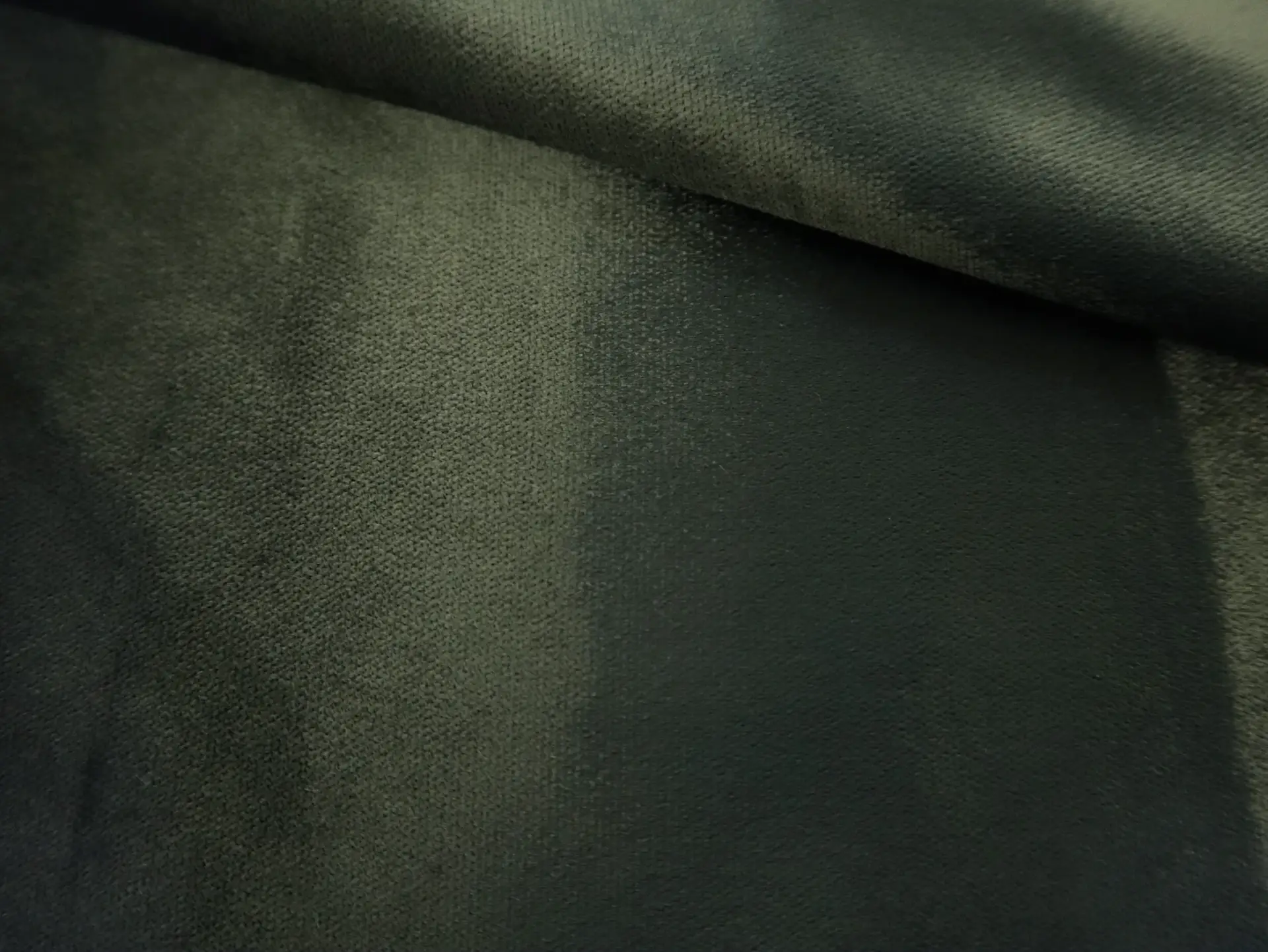 Silk & Rayon Panné Velvet in Hunter Green