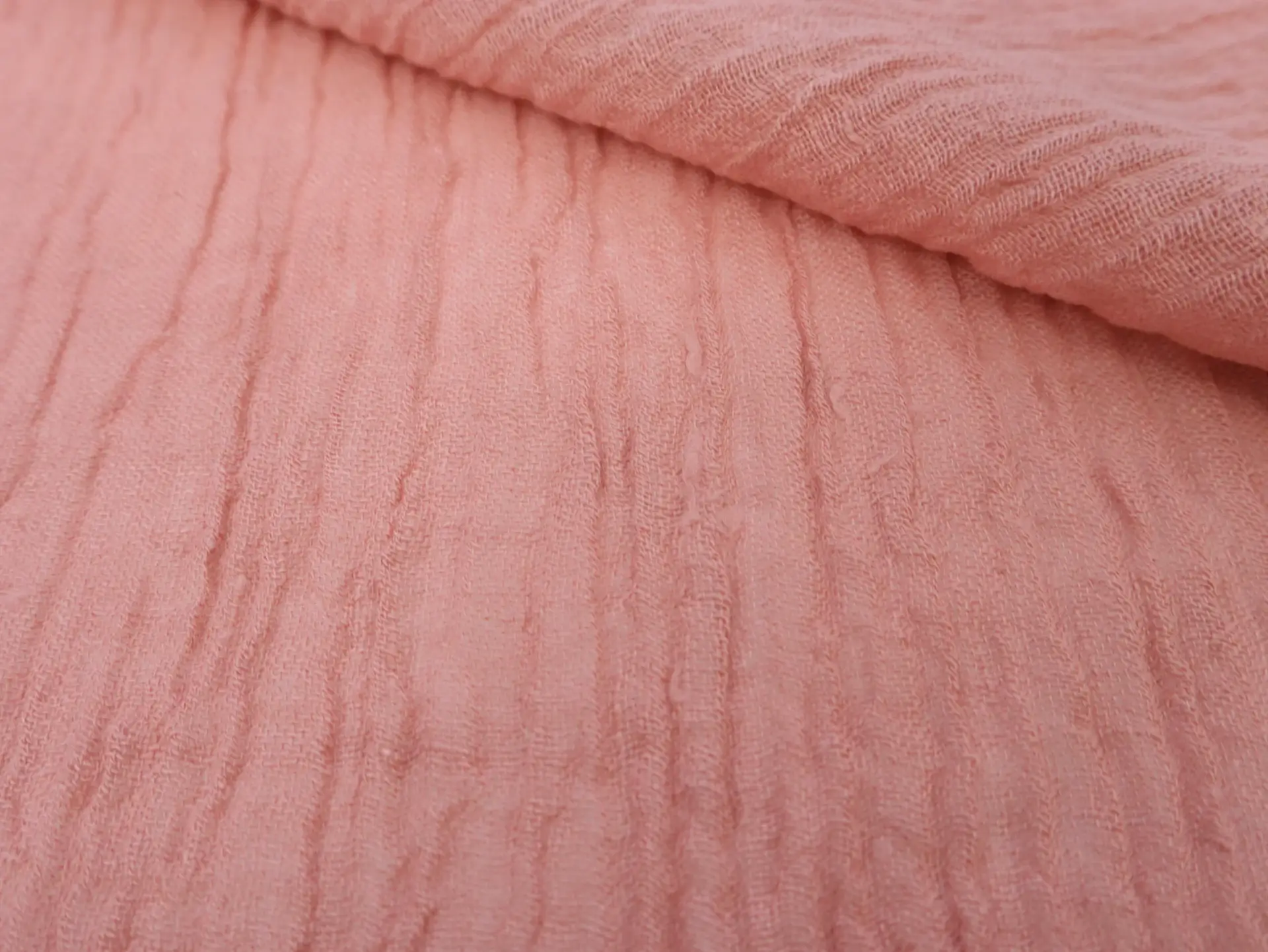 Crinkled Linen Gauze in Salmon Pink