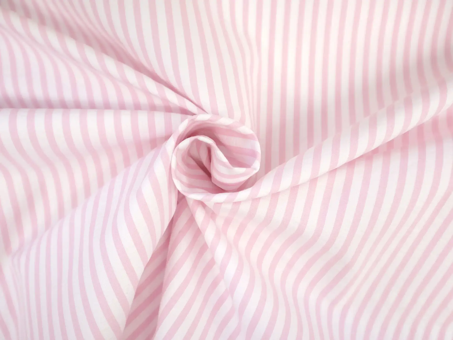 Cotton Seersucker Stripe in Pink