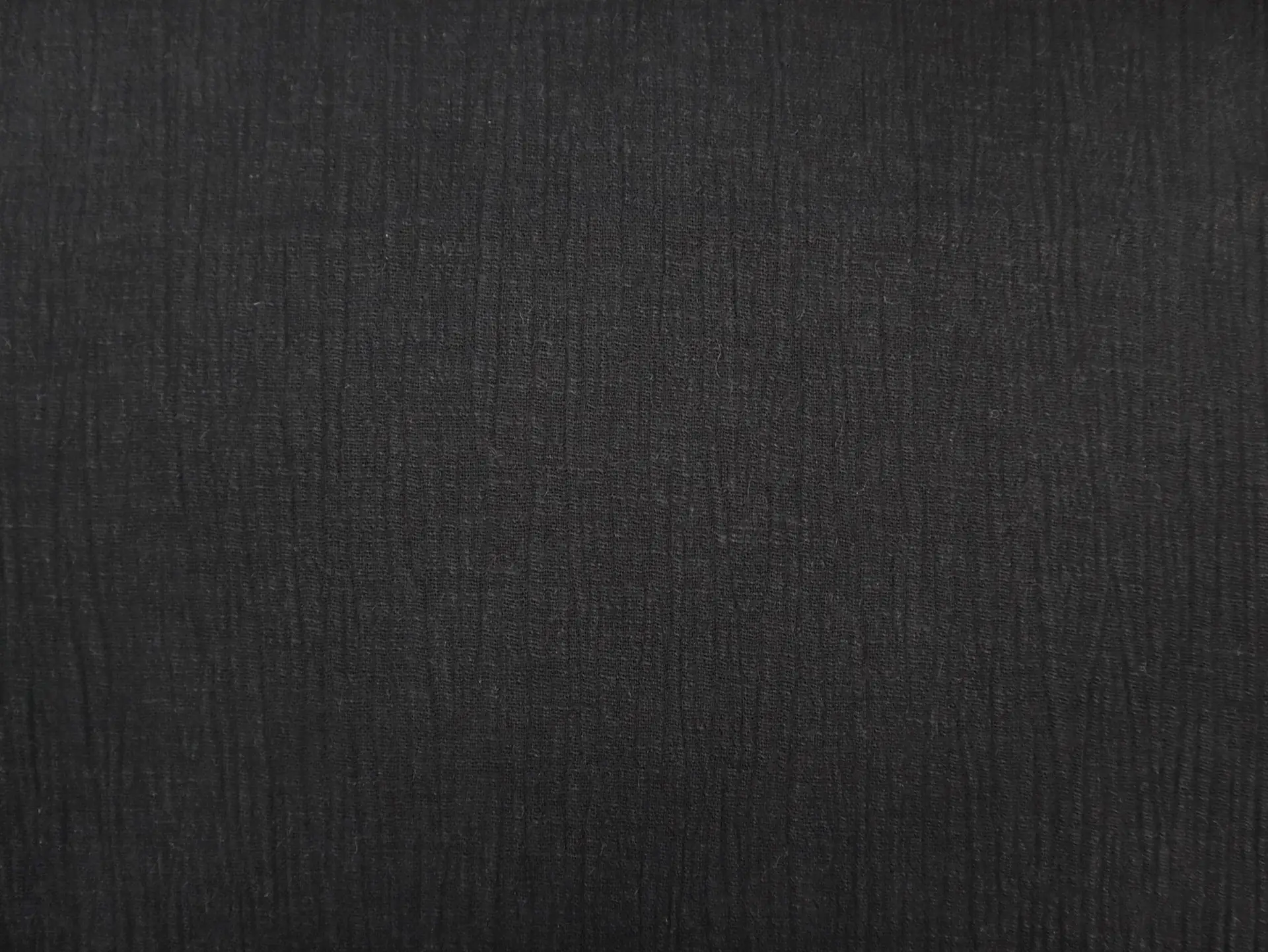 Linen & Rayon Crinkle Gauze in Black