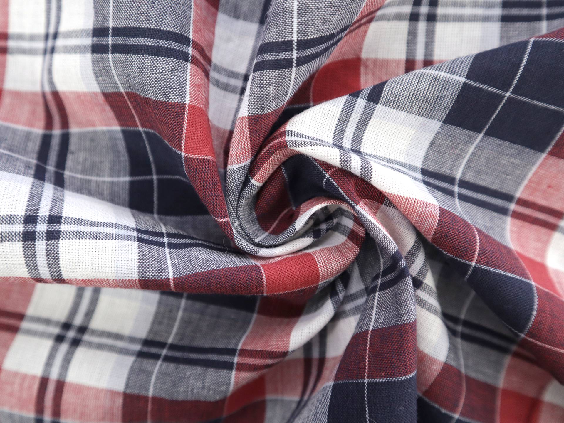 Cotton Plaid Shirting in Americana