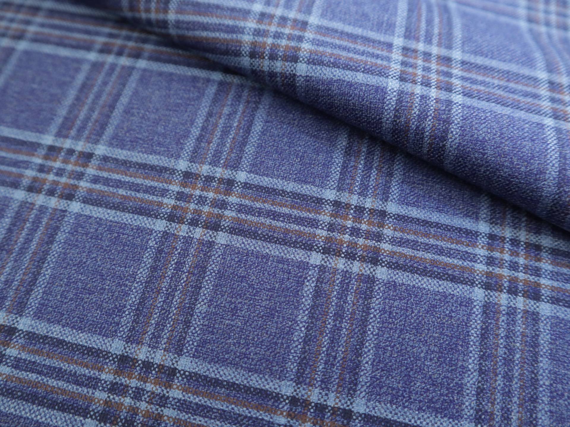 Italian Virgin Wool Tartan Plaid Suiting in Blue