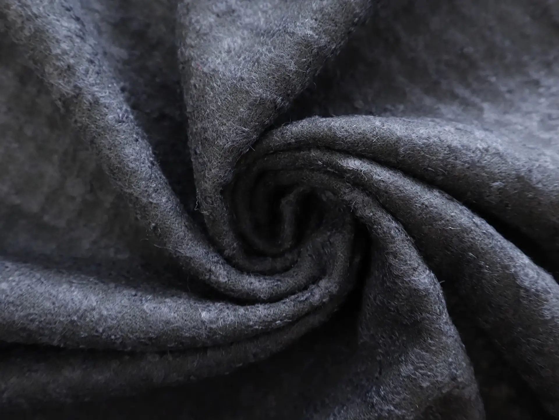 Wool & Cashmere Novelty Tweed in Midnight