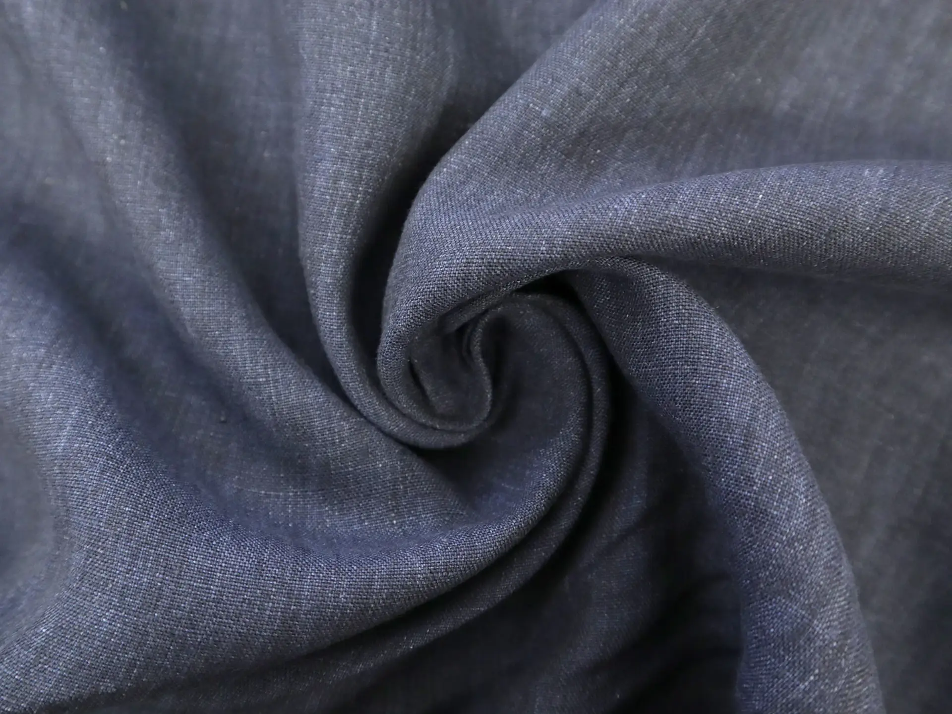 Belgian Washed Linen in Navy