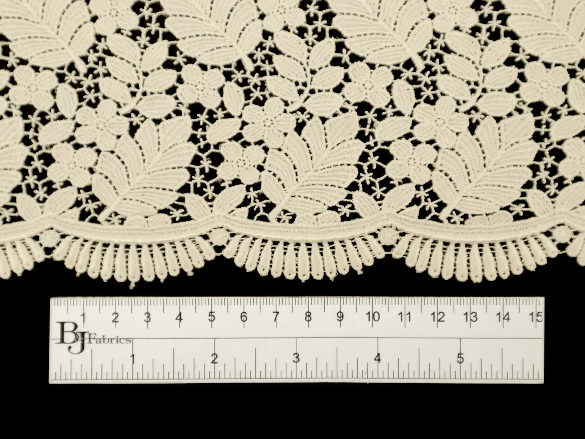 Guipure Lace with Botanical Motif in Ivory