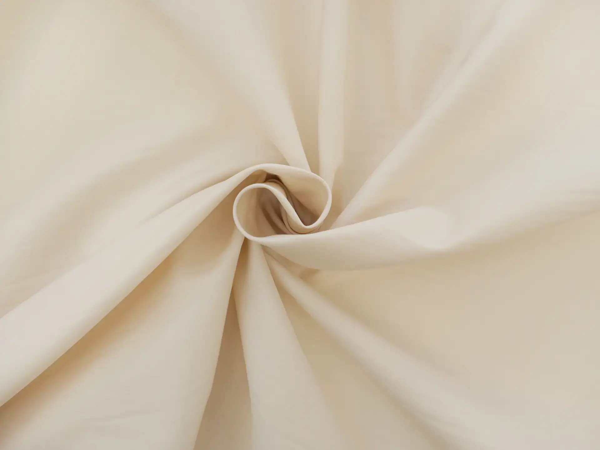 Japanese Cotton Broadcloth in Eggshell 