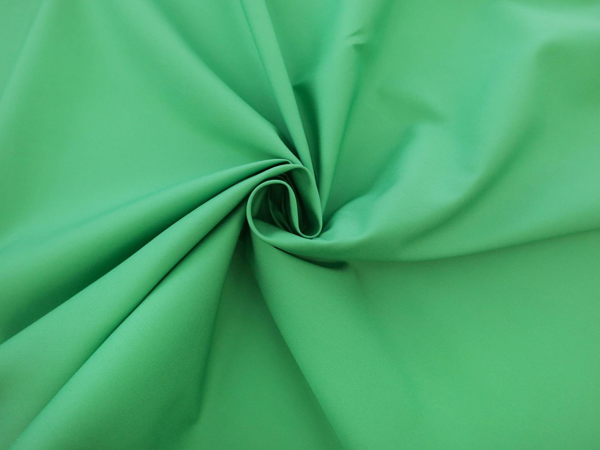 Japanese Cotton Broadcloth in Kelly Green