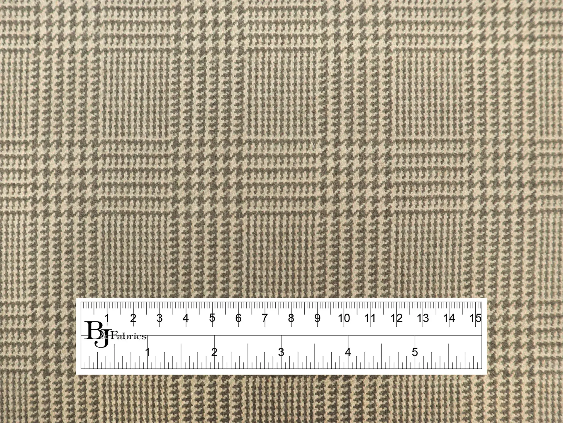 Wool Glen Check Suiting in Hunter's Green