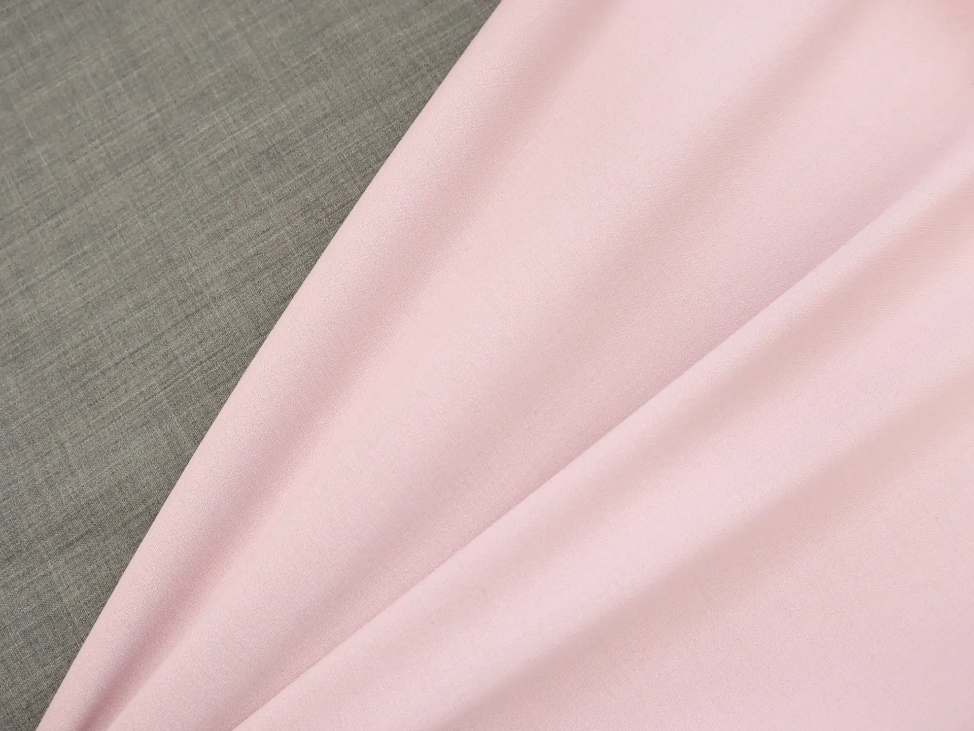 Italian Stretch Wool Double Faced Suiting in Grey & Pink