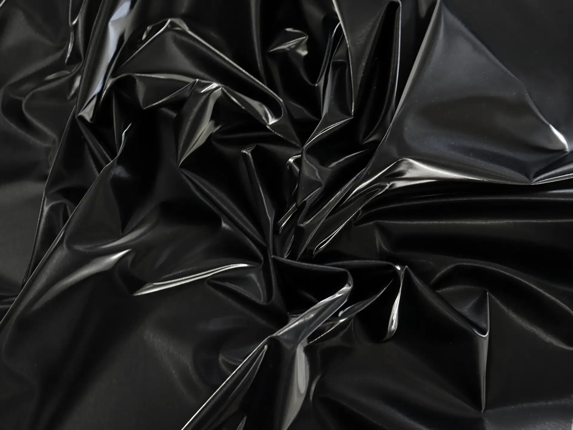 Stretch Satin-Look Vinyl in Catwoman Black