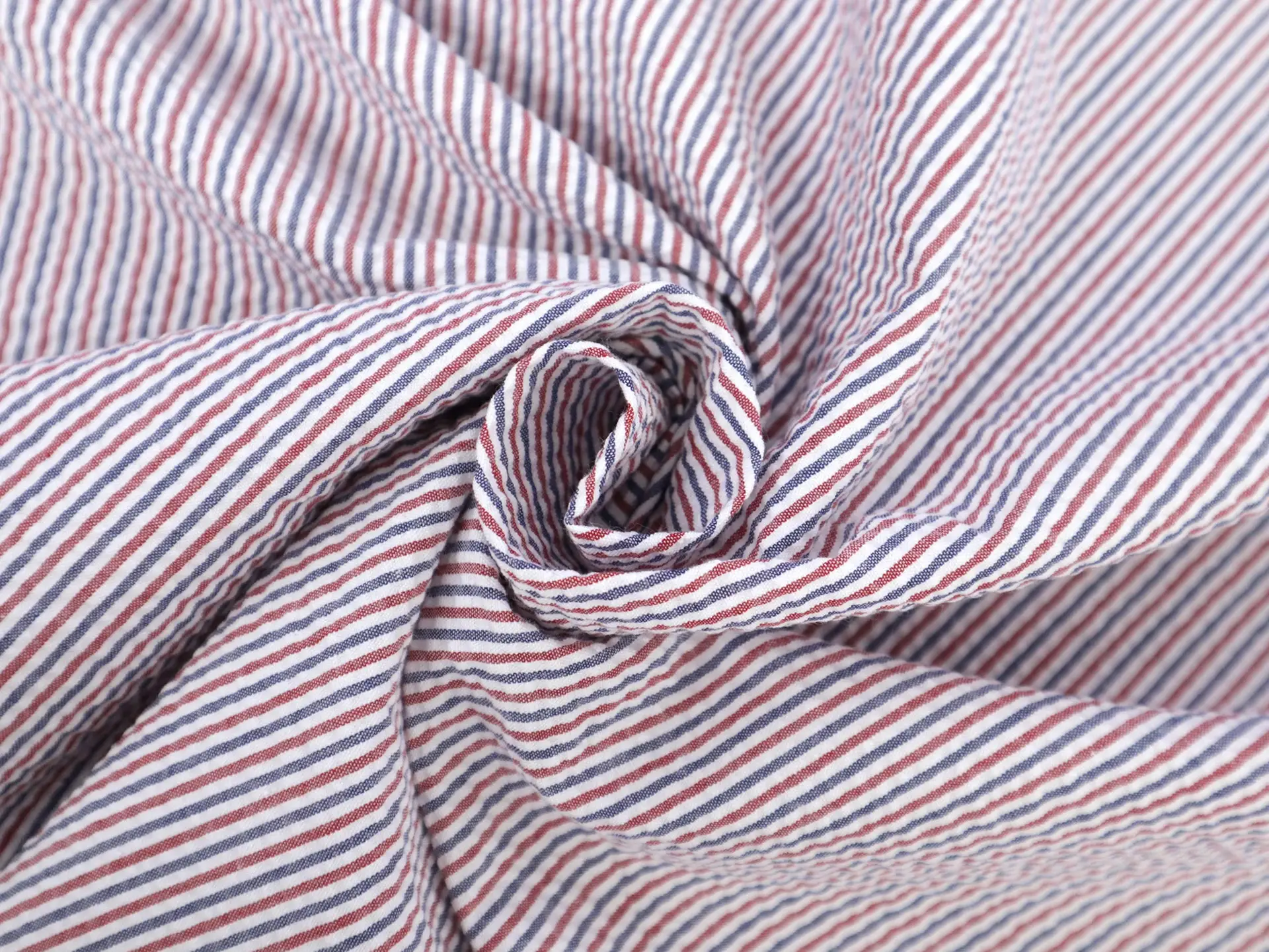 Cotton & Poly Seersucker Stripe in Americana 