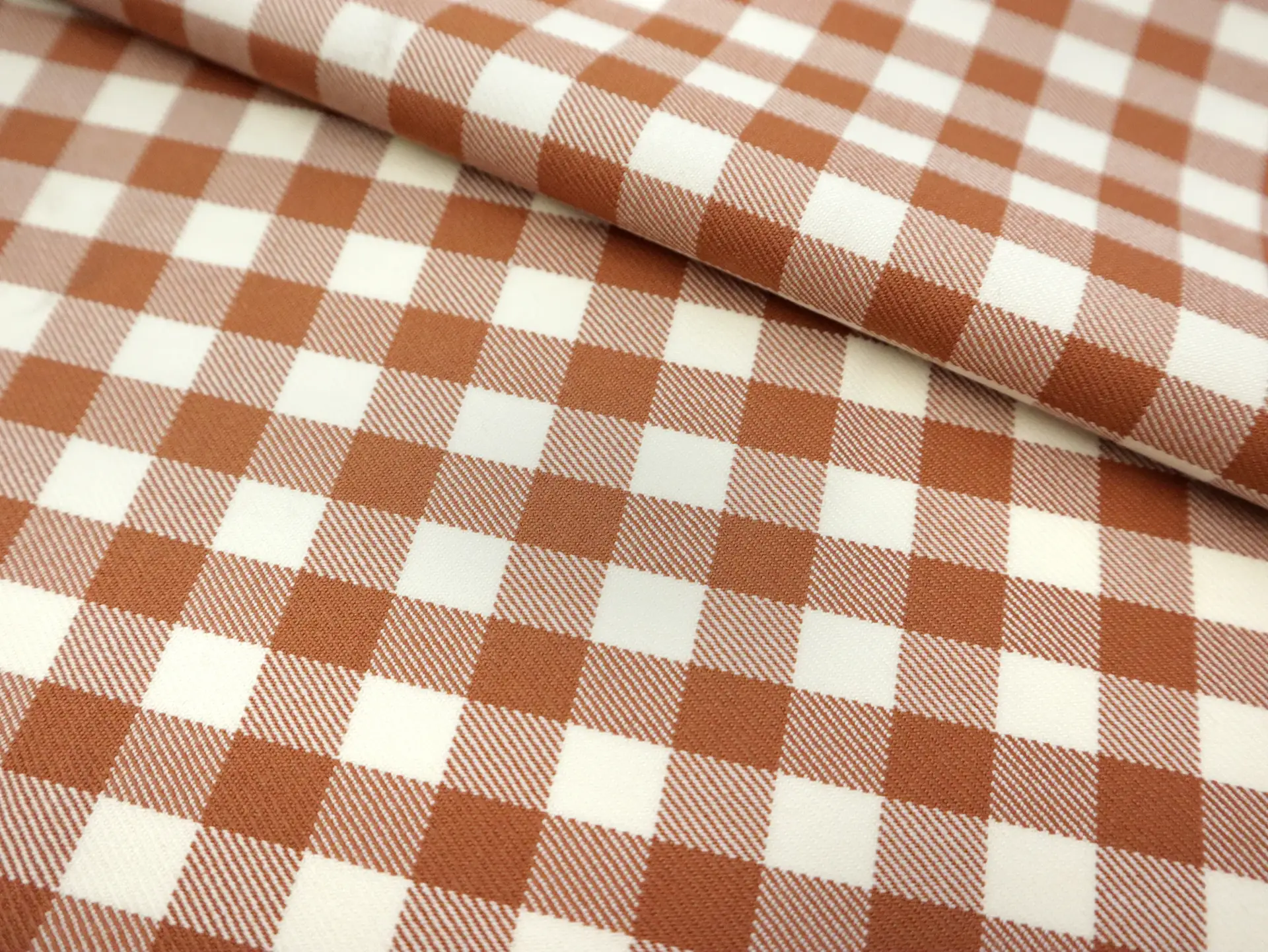 Italian Wool Shepherd's Check in Russet