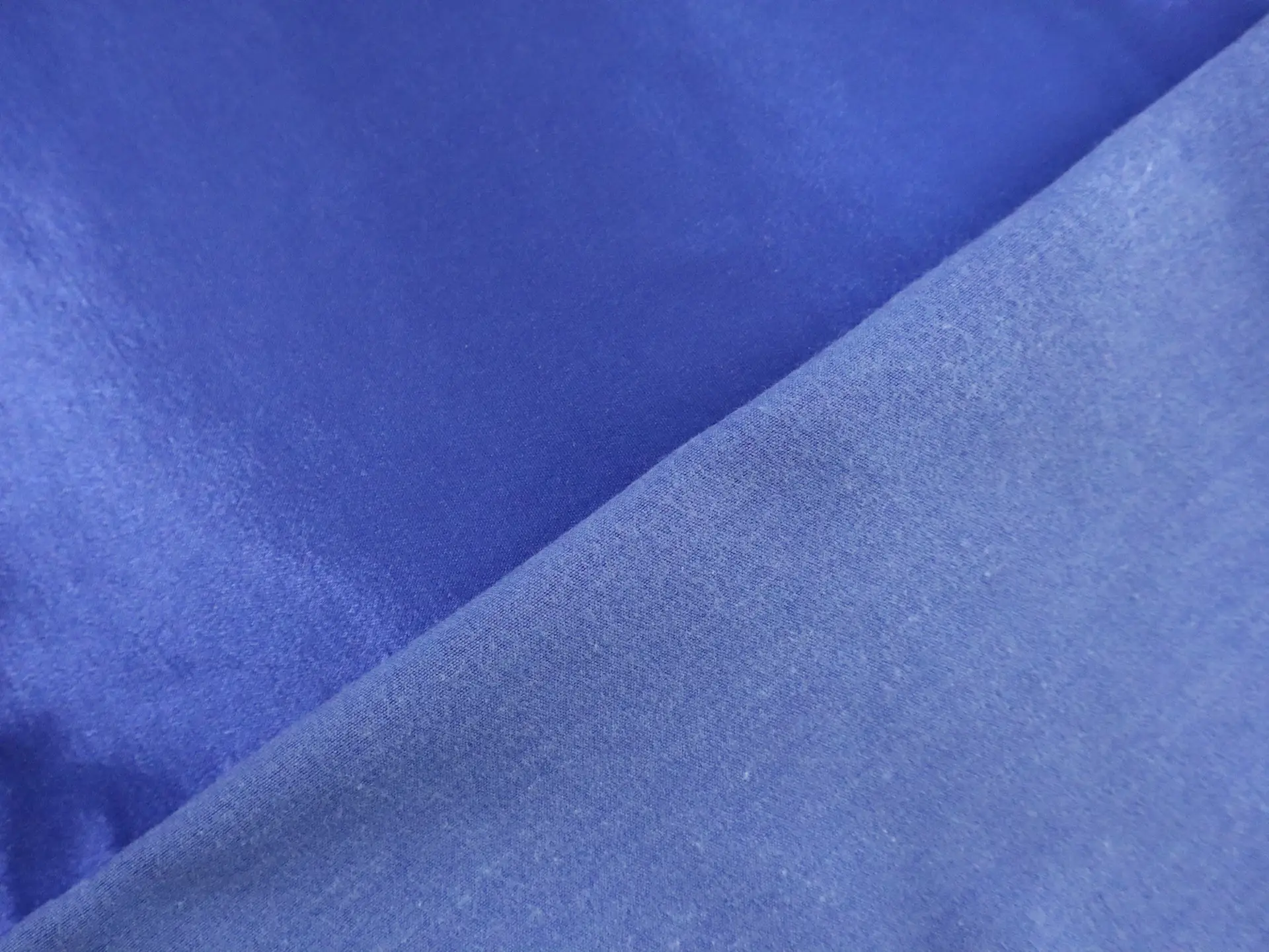Sunback Coat Lining in Royal 
