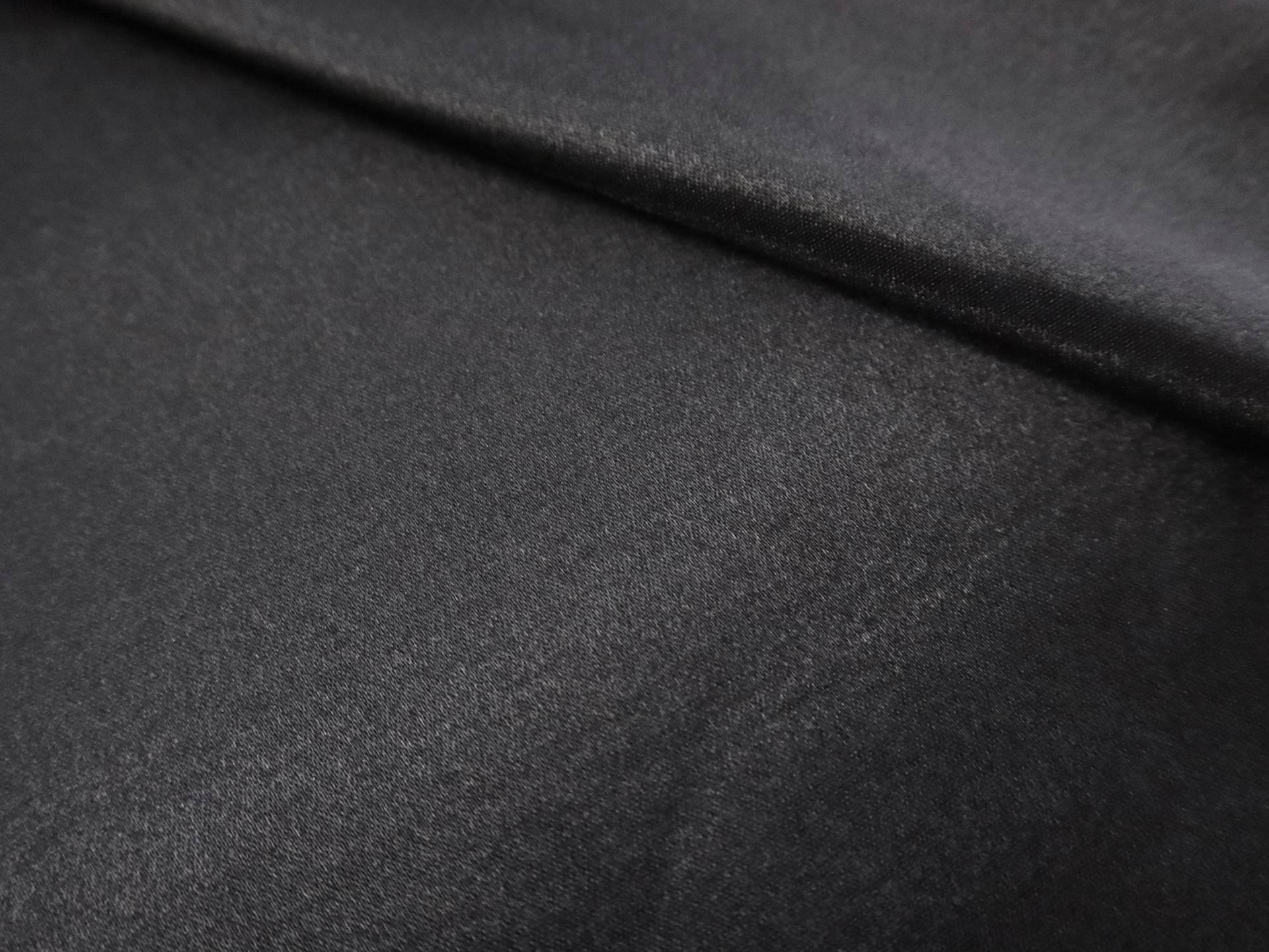 Sunback Coat Lining in Black