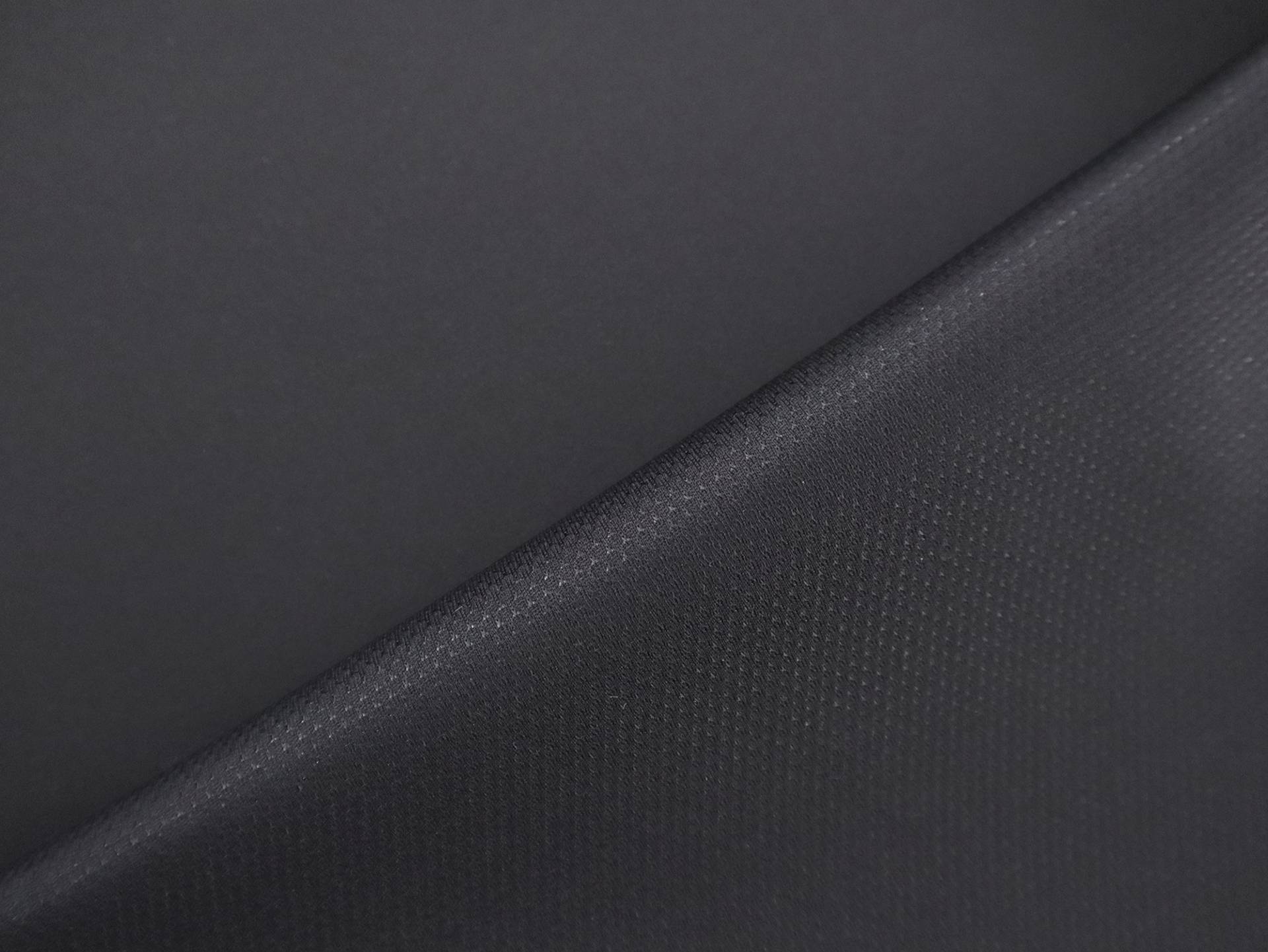 Water Repellent & Windproof Woven Softshell in Black