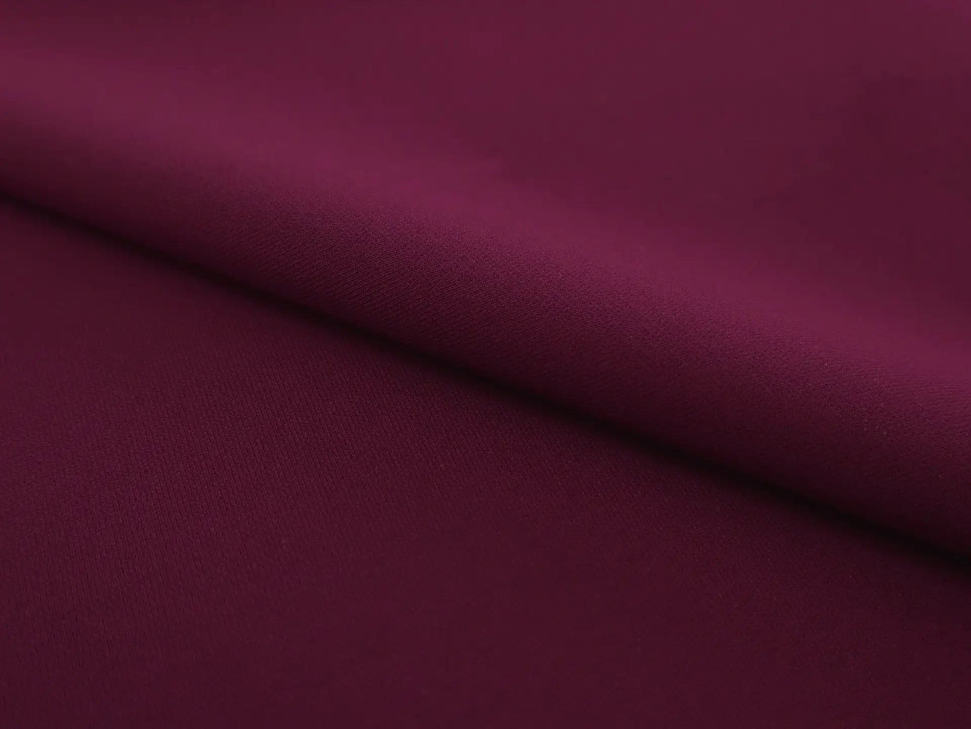 Triacetate Georgette in Wine