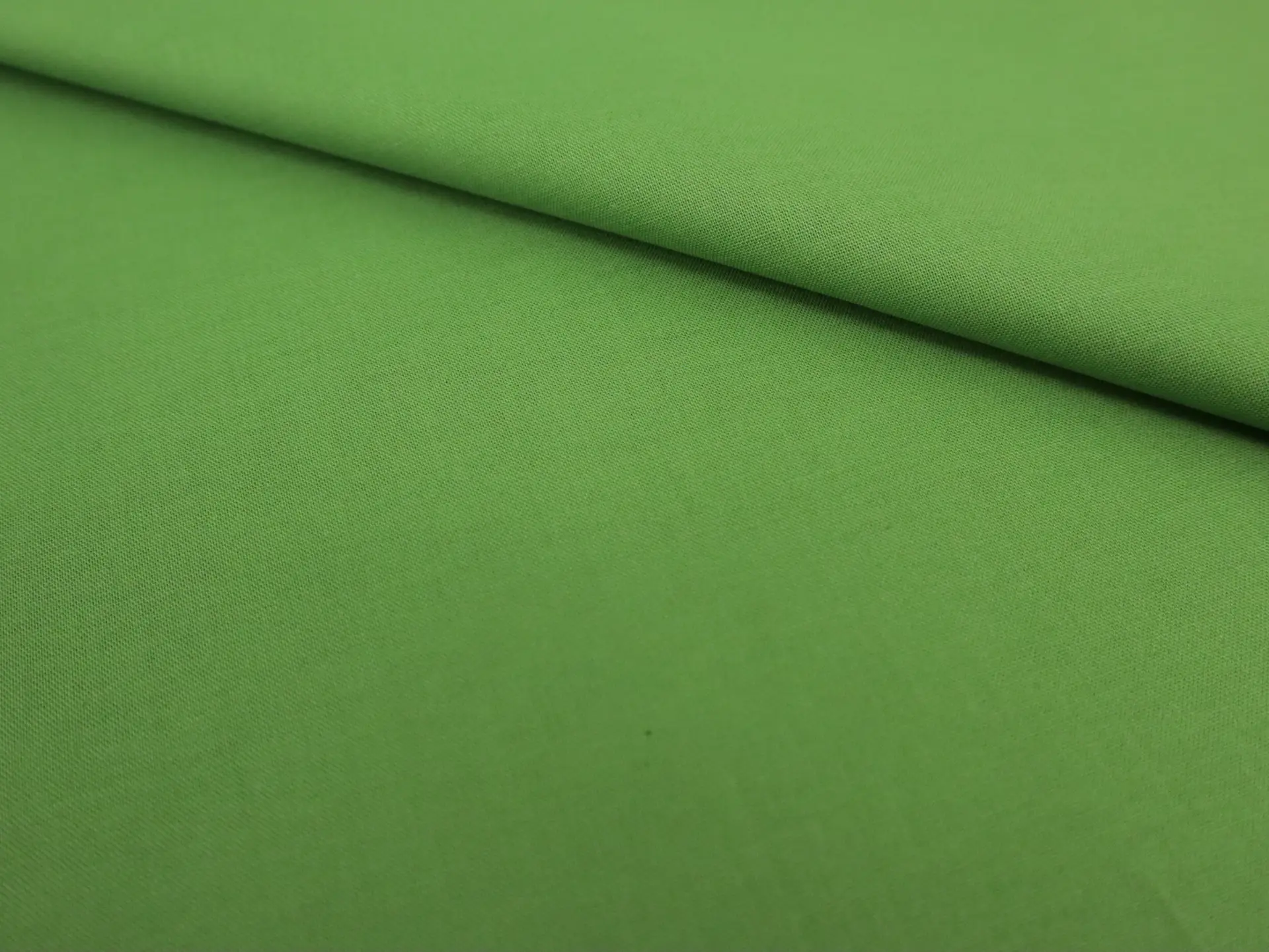 Kona Cotton in Grass Green