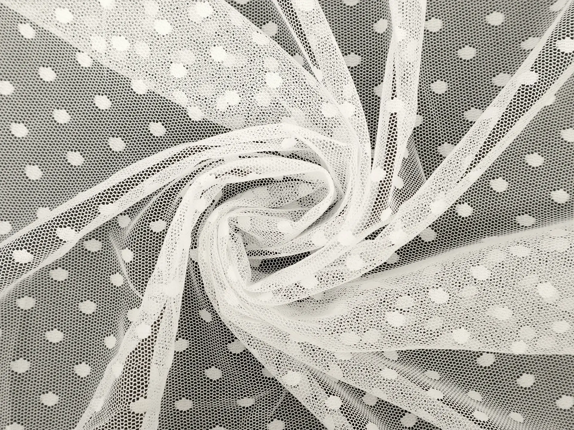 Asprin Dot Tulle in Optic White
