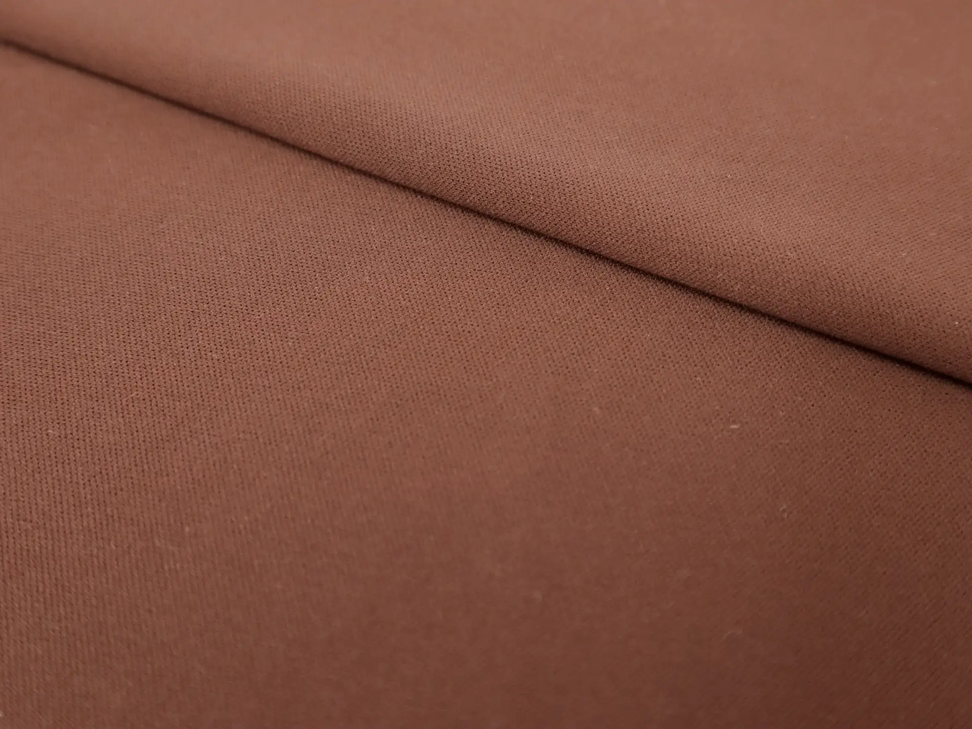Polyester Knit Lining in Auburn