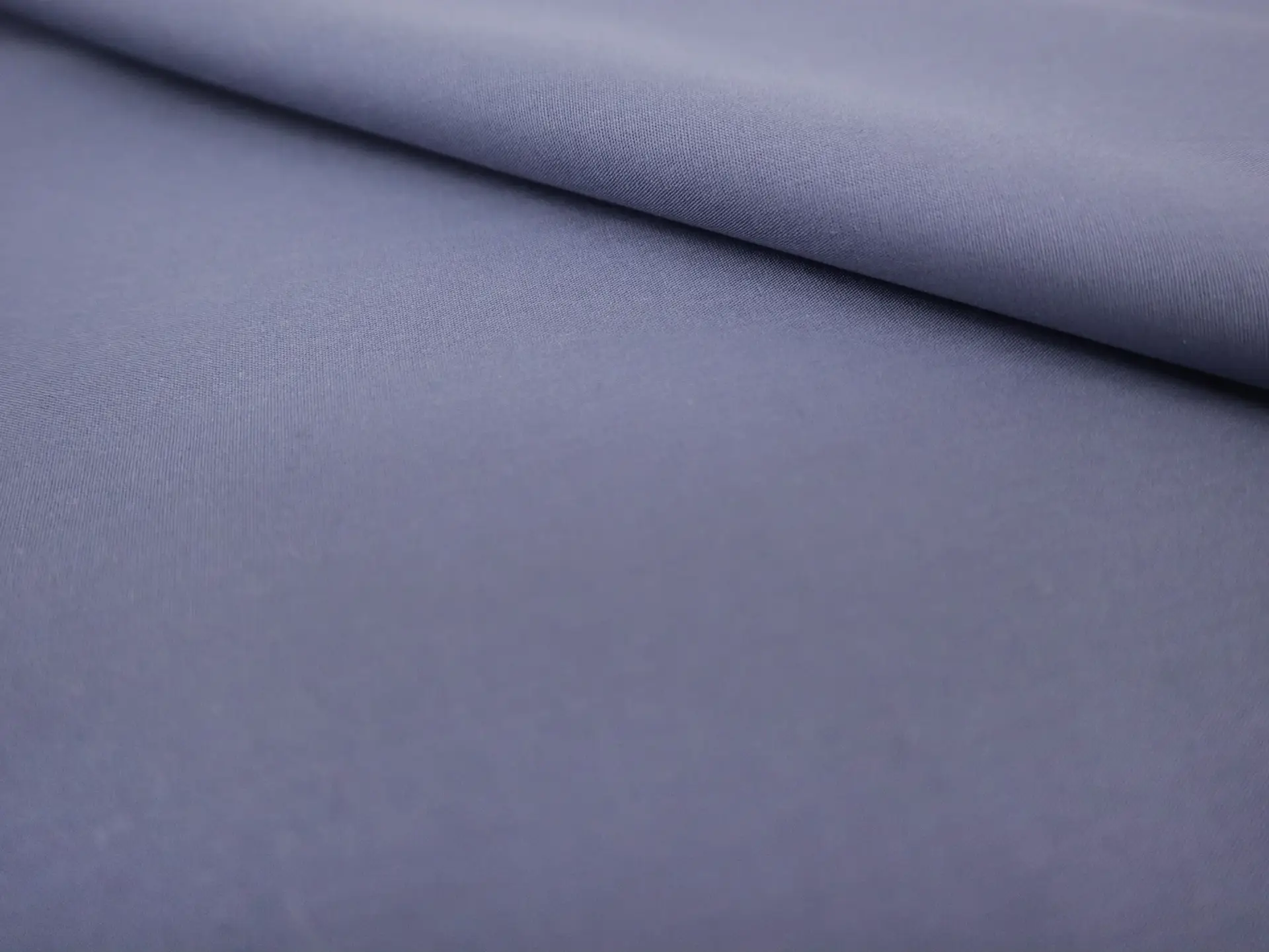 Cotton Broadcloth in Pewter